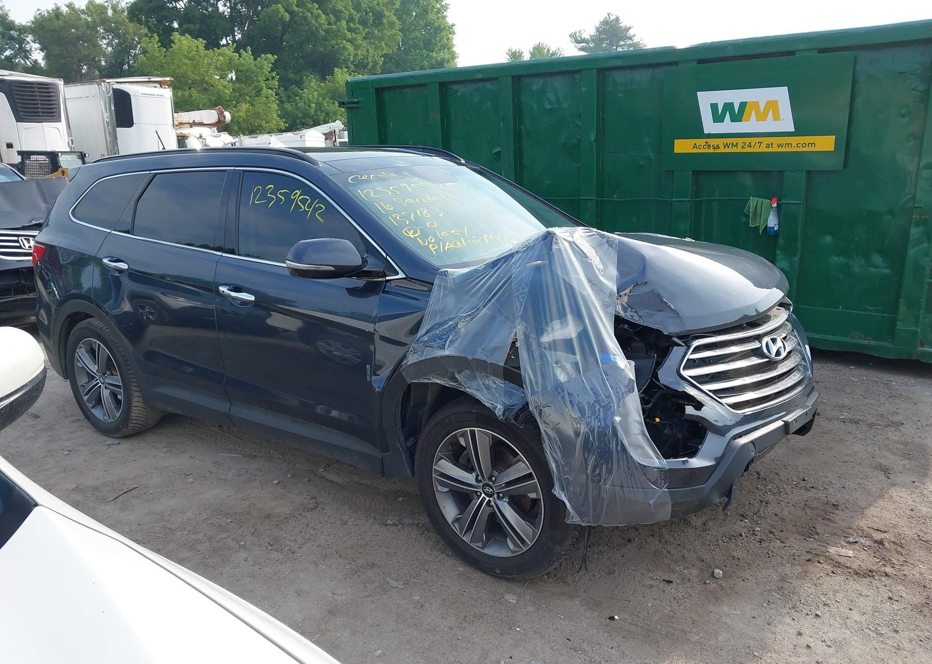 2016 HYUNDAI SANTA FE SE