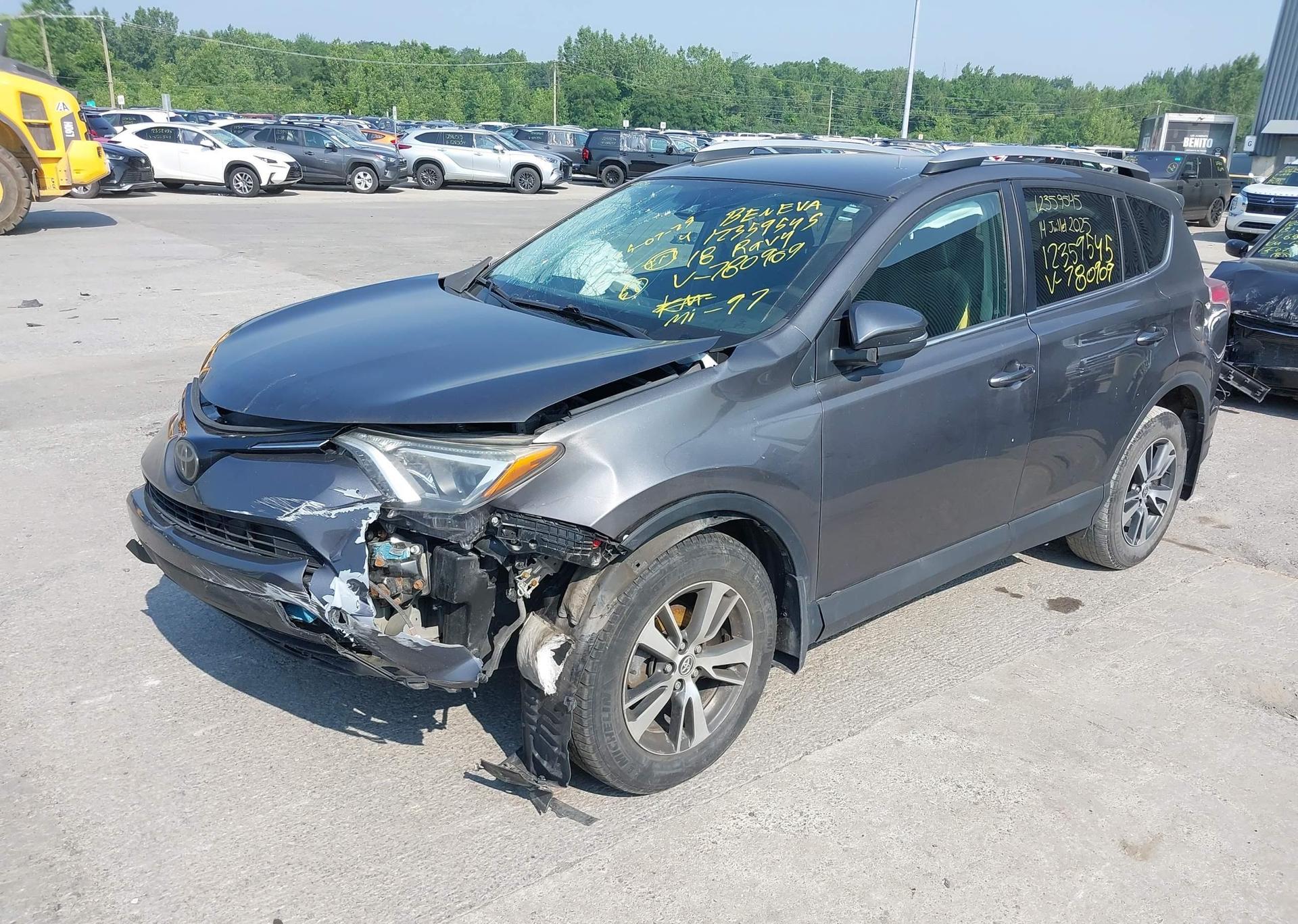2018 TOYOTA RAV4 LE