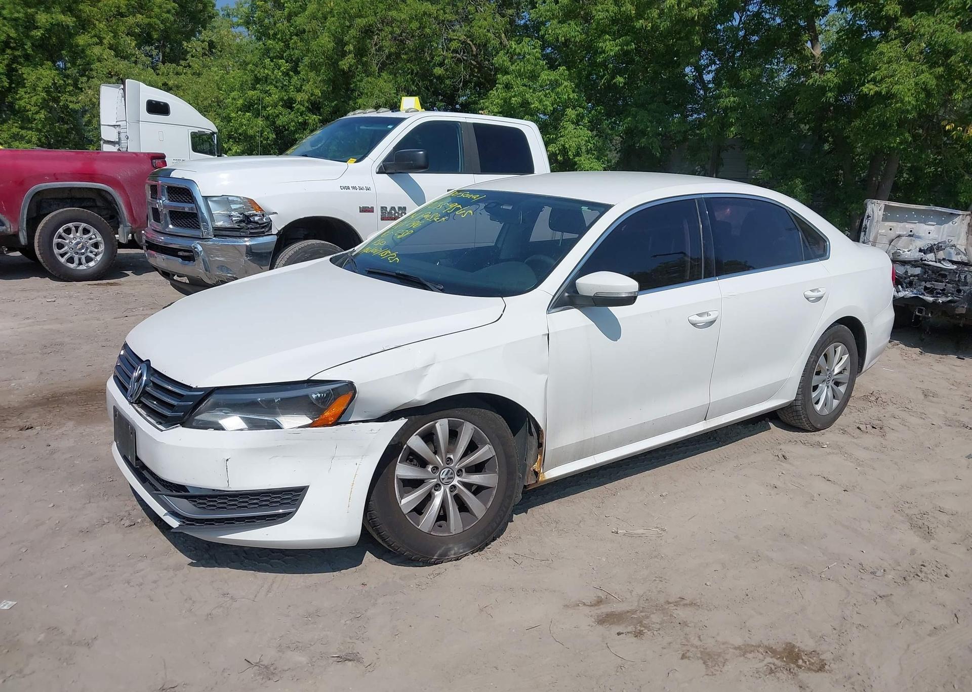 2014 VOLKSWAGEN PASSAT 2.5L TRENDLINE