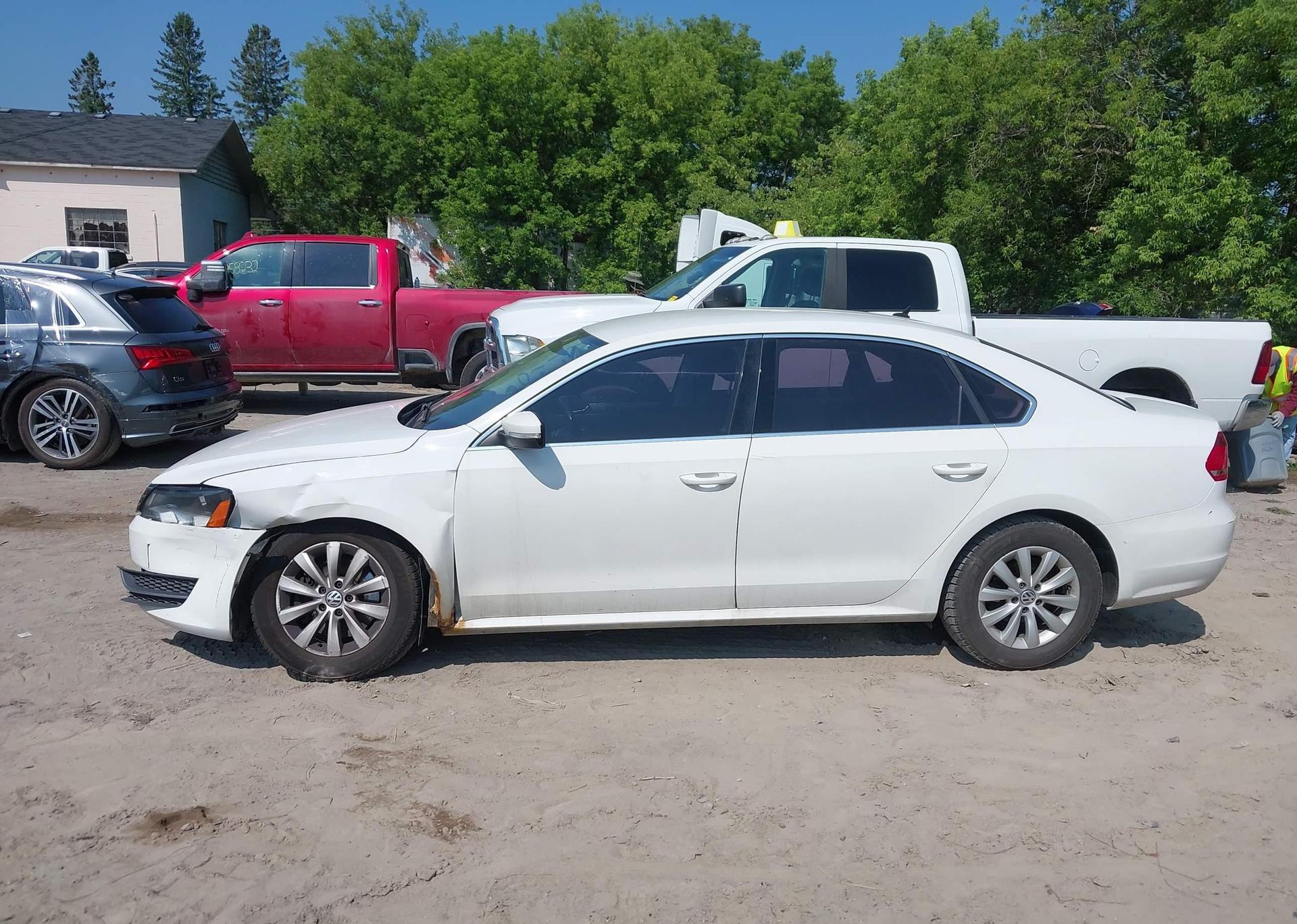 2014 VOLKSWAGEN PASSAT 2.5L TRENDLINE