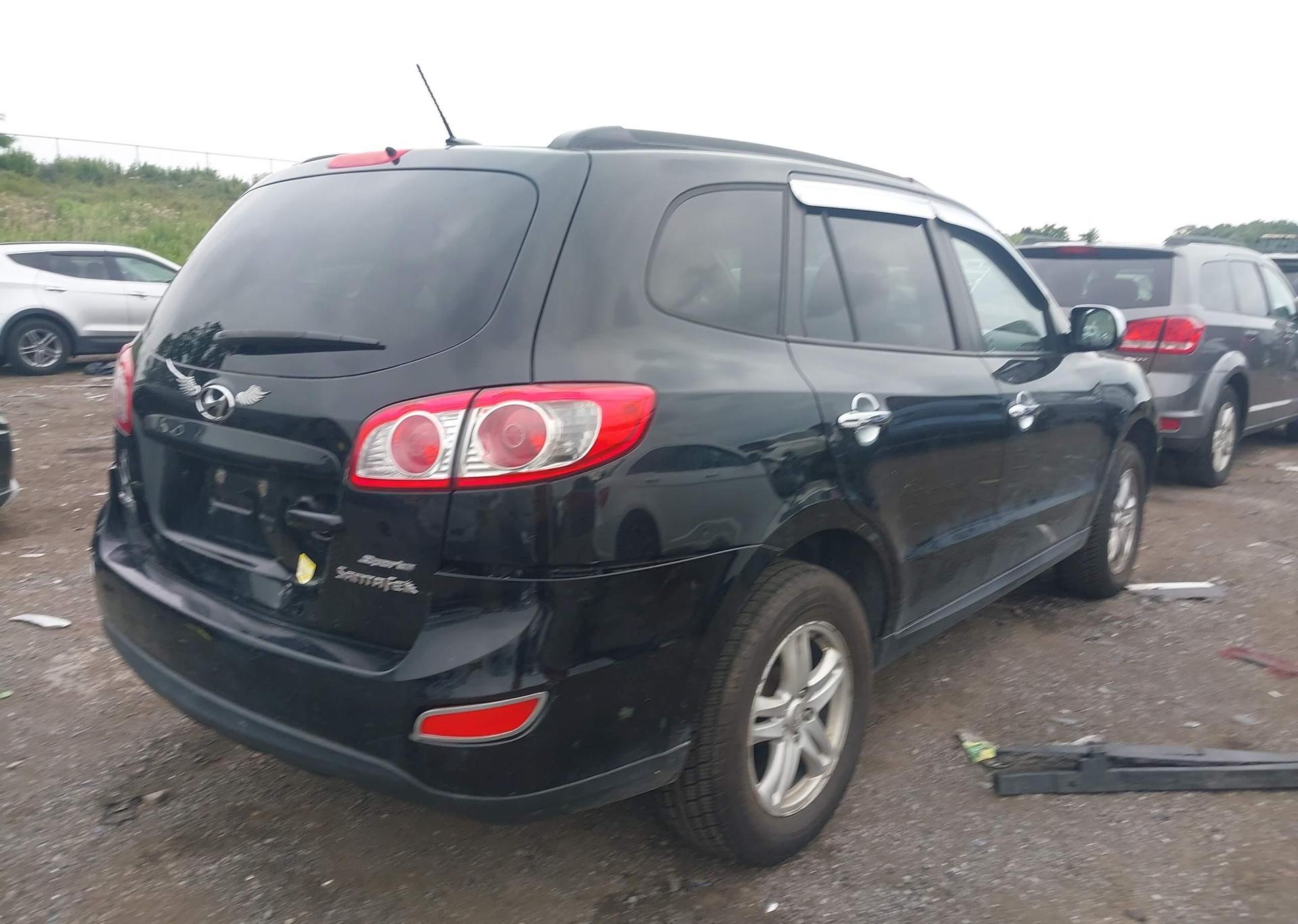 2011 HYUNDAI SANTA FE
