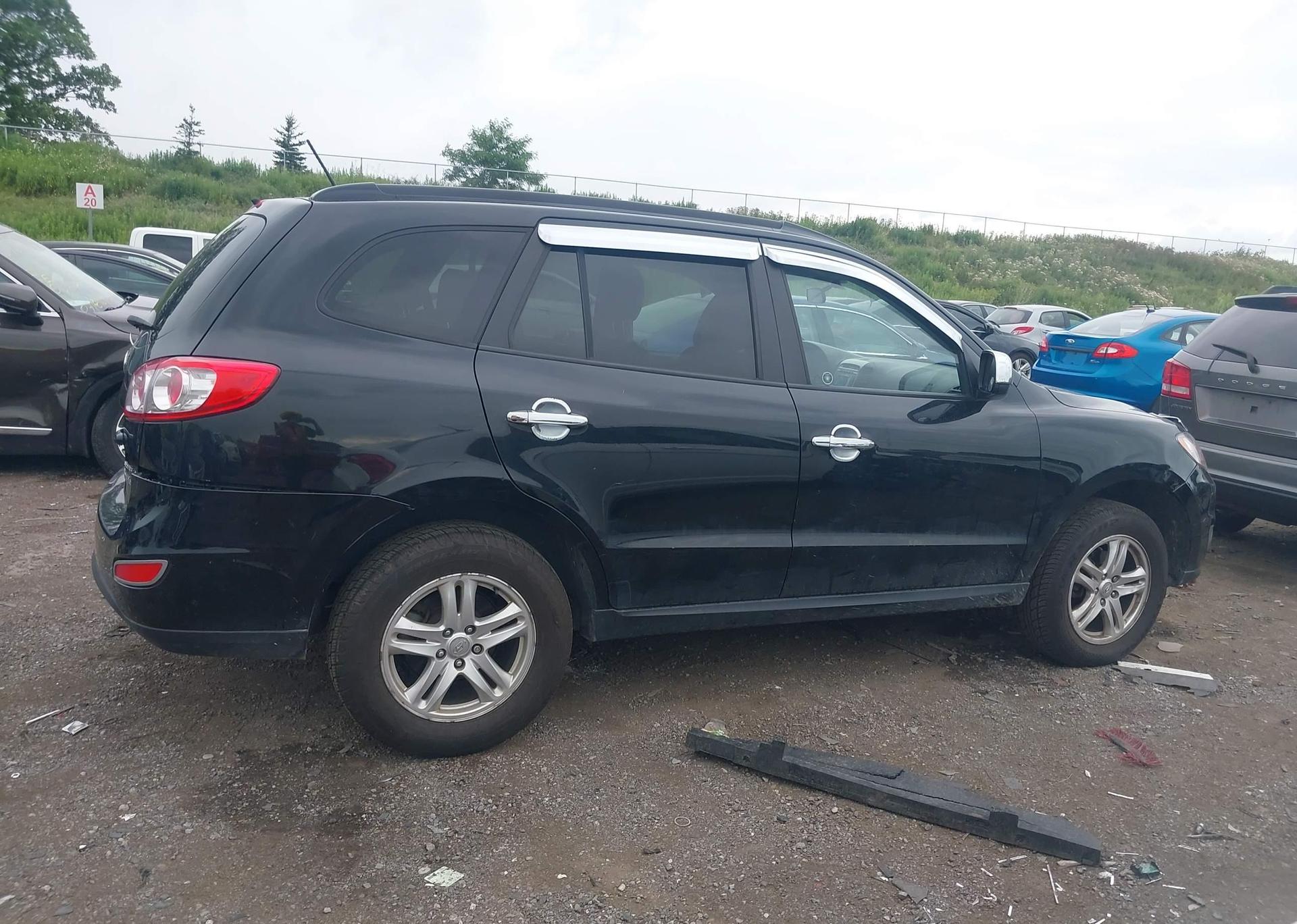 2011 HYUNDAI SANTA FE