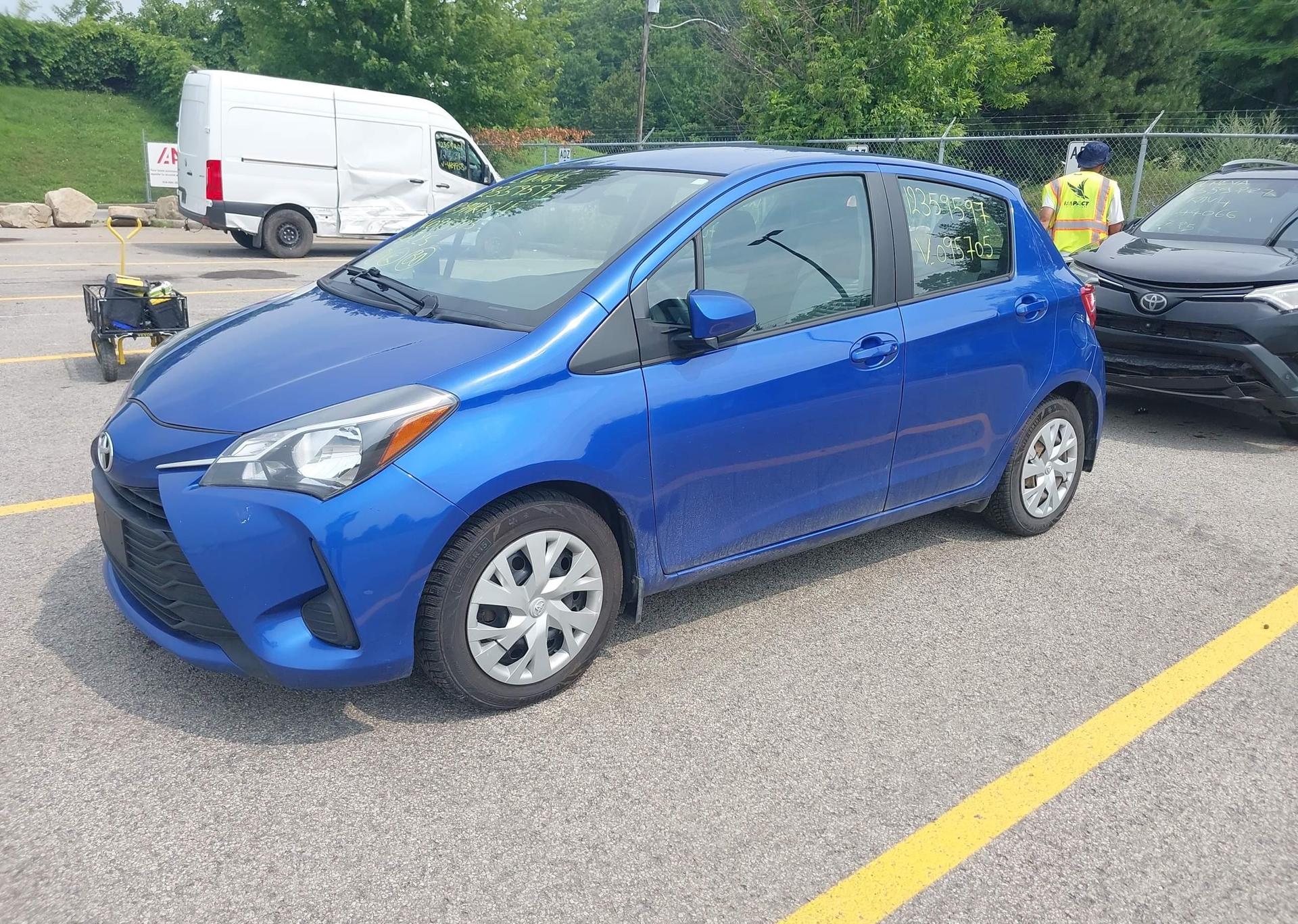 2018 TOYOTA YARIS LE