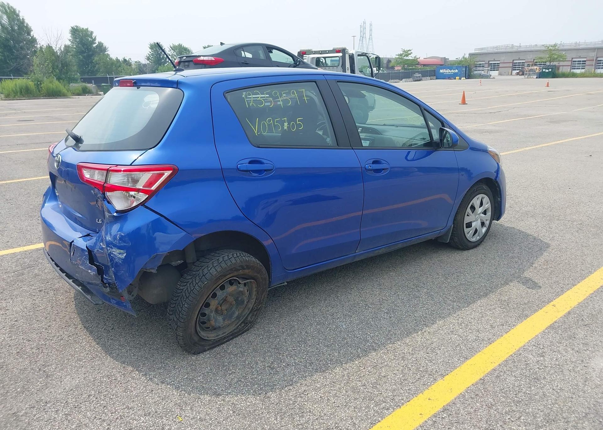 2018 TOYOTA YARIS LE