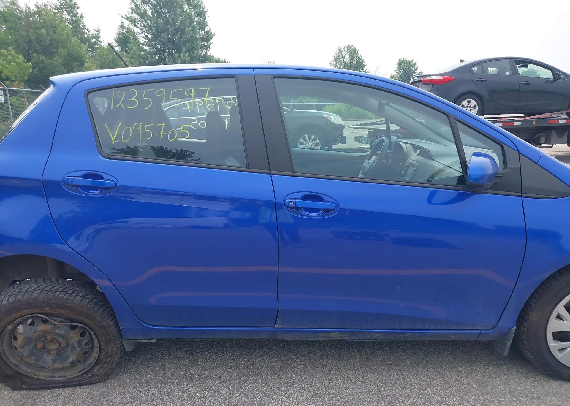 2018 TOYOTA YARIS LE