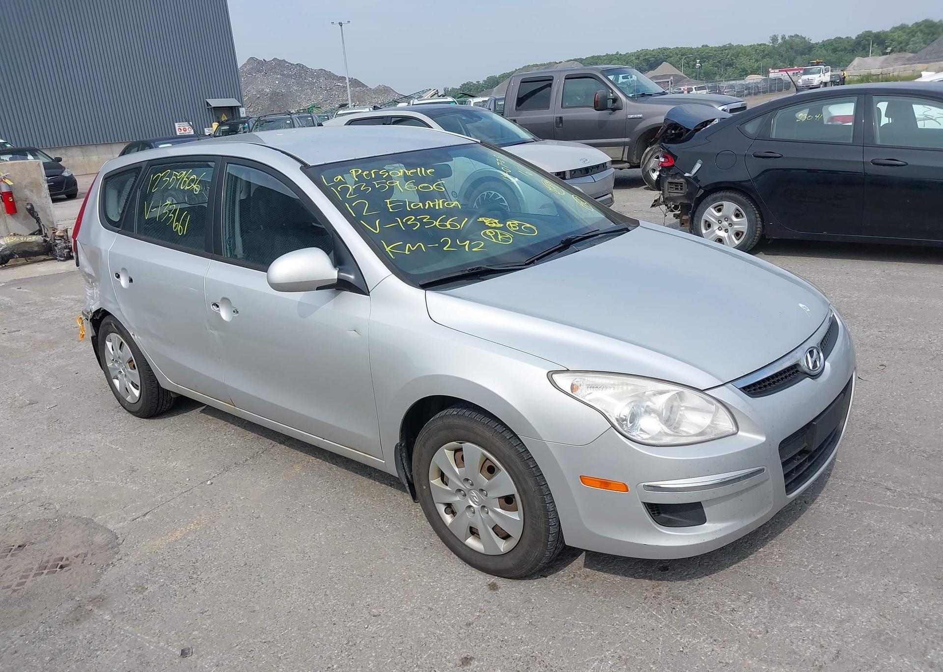 2012 HYUNDAI ELANTRA TOURING GLS
