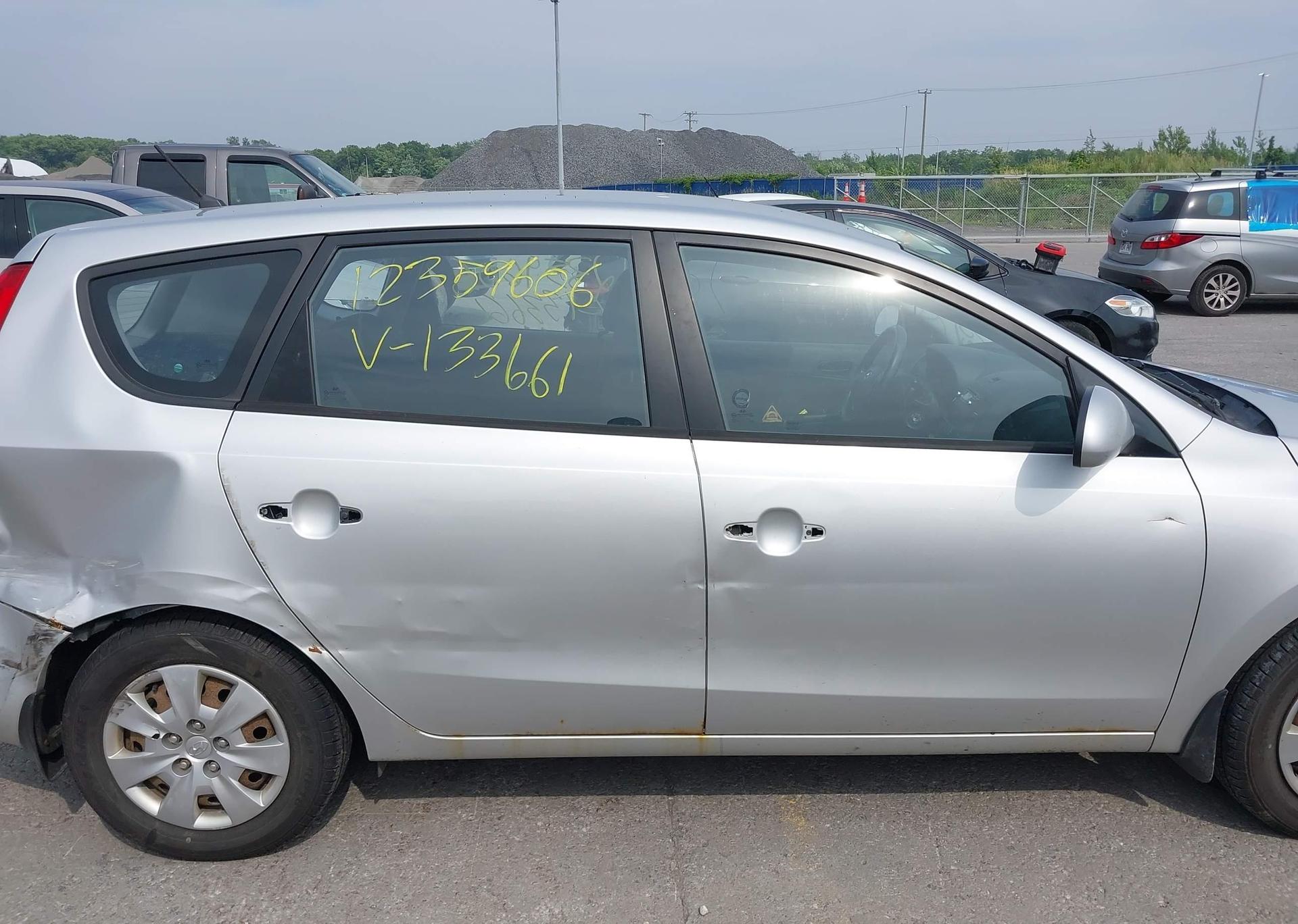 2012 HYUNDAI ELANTRA TOURING GLS