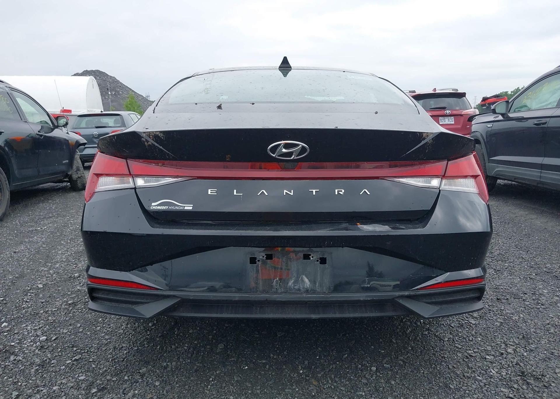 2022 HYUNDAI ELANTRA