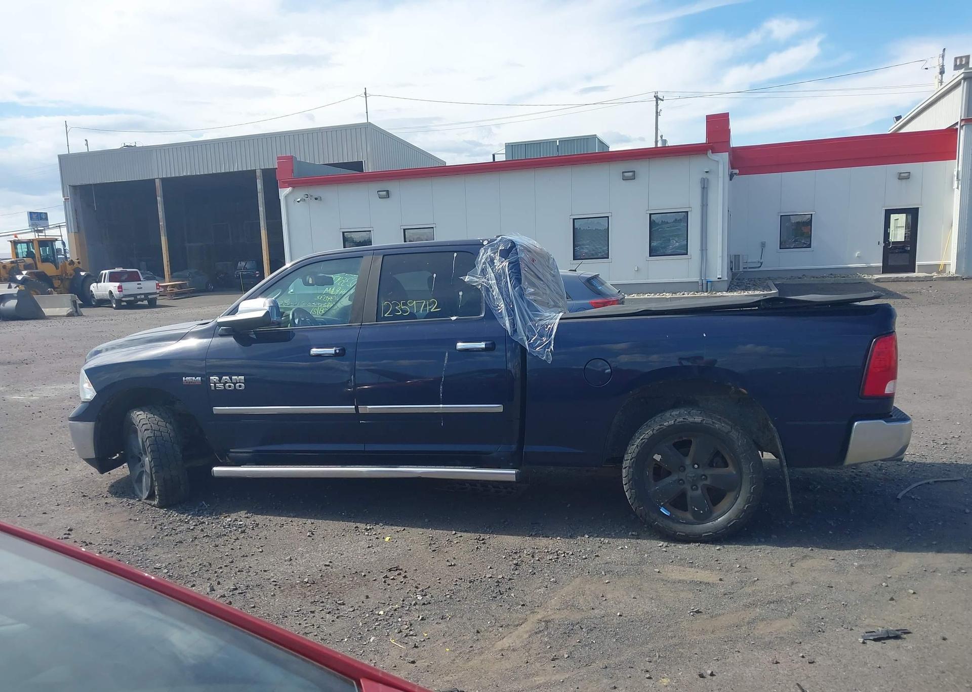 2014 RAM 1500 SLT