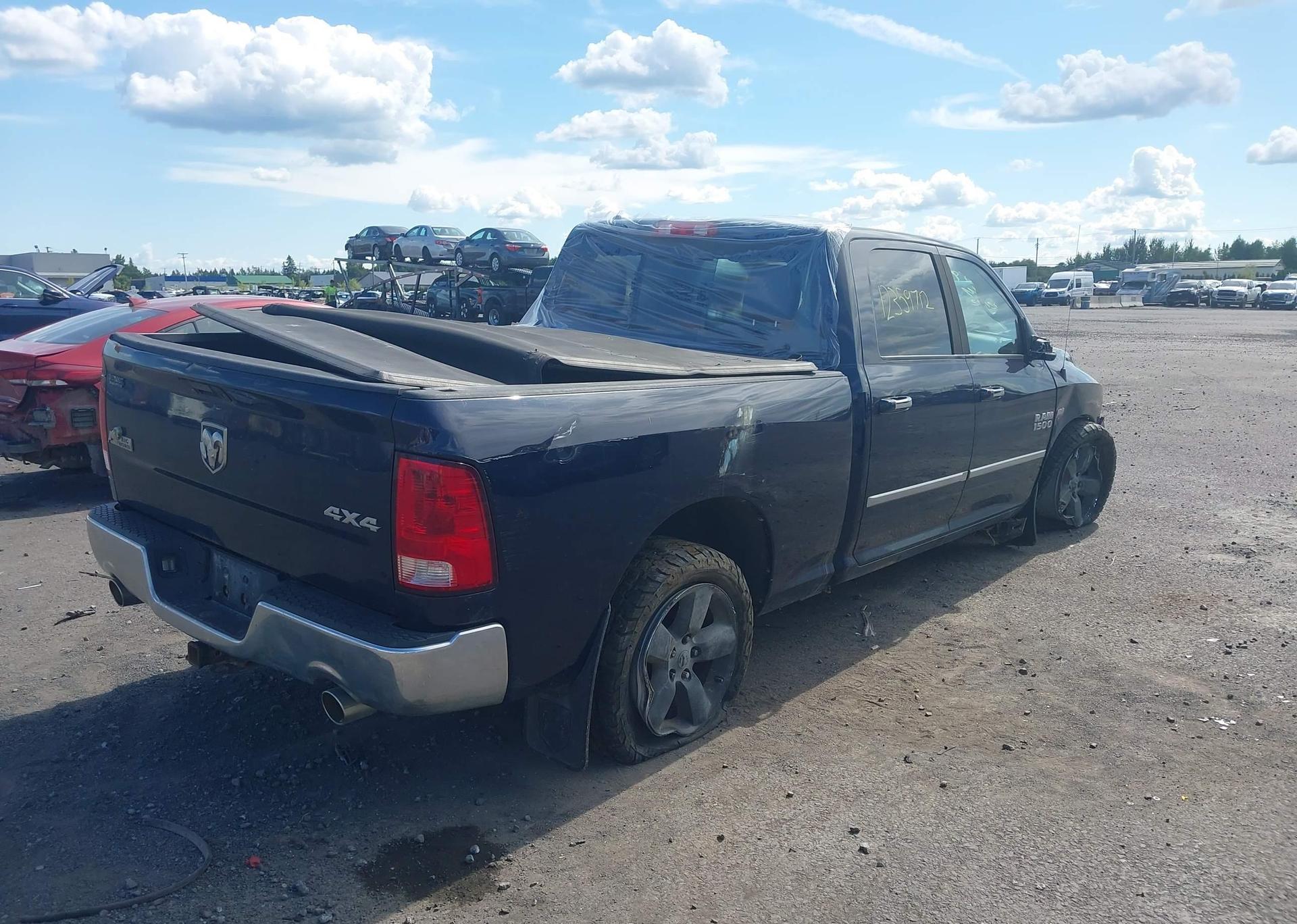 2014 RAM 1500 SLT