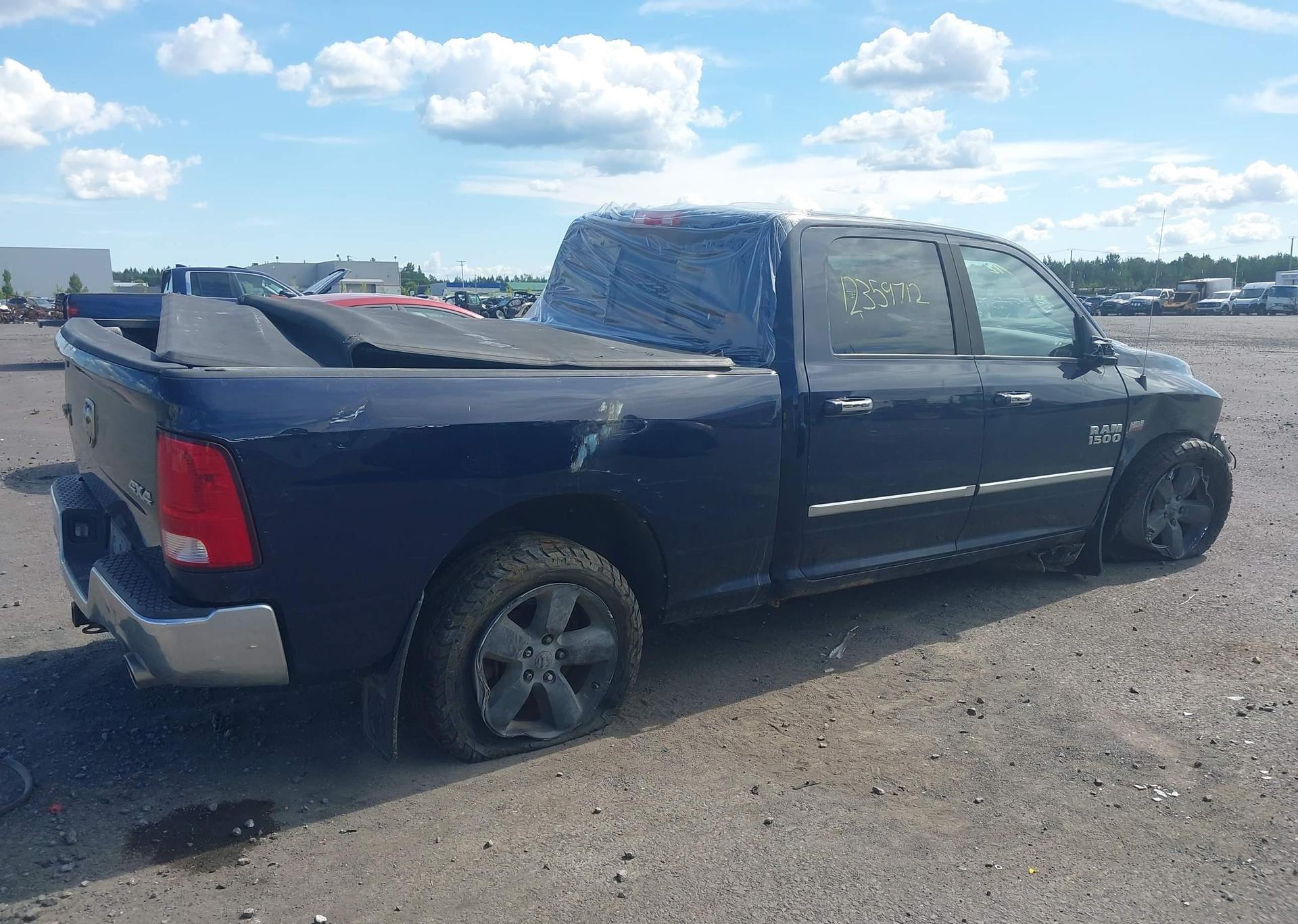 2014 RAM 1500 SLT