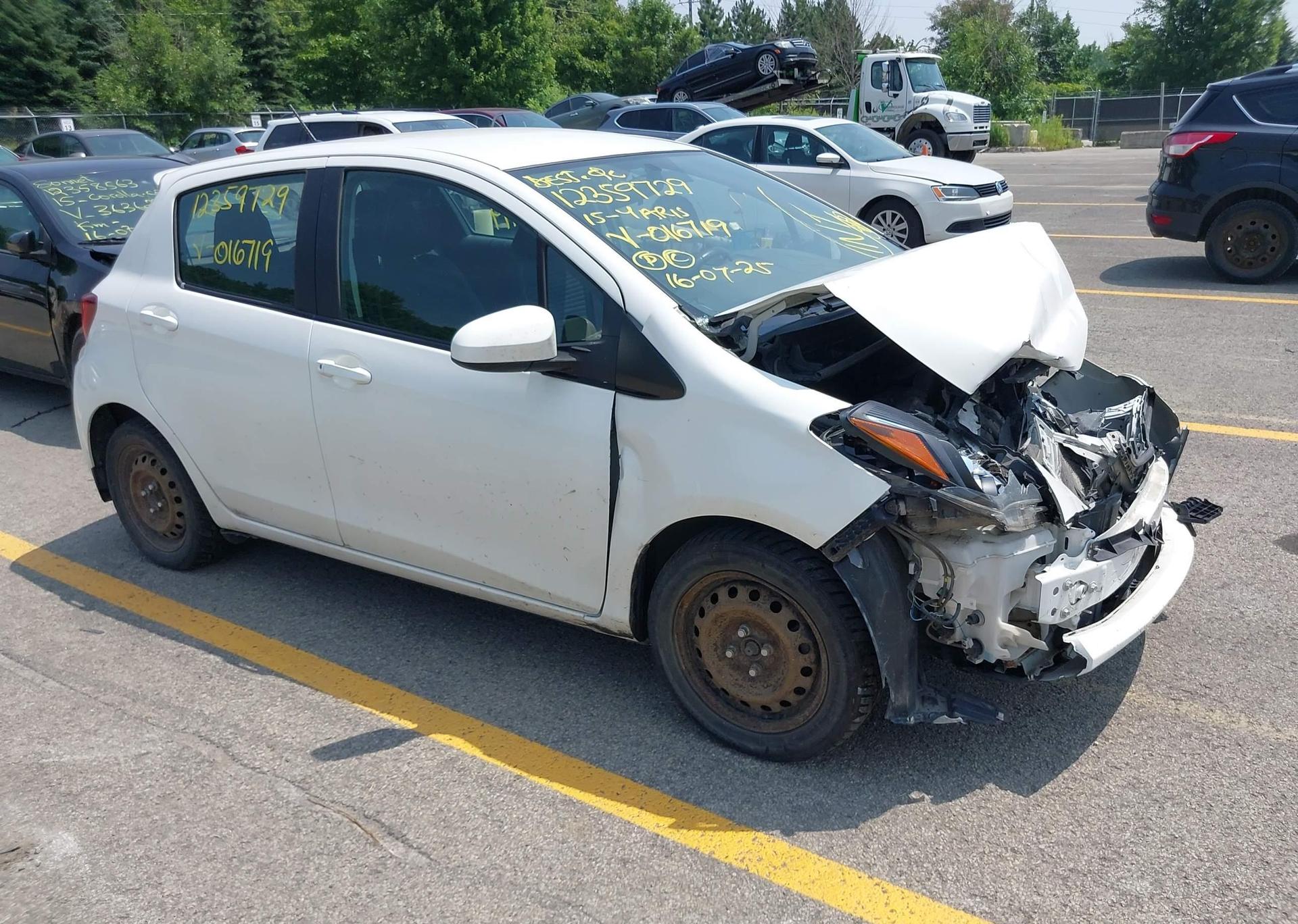 2015 TOYOTA YARIS