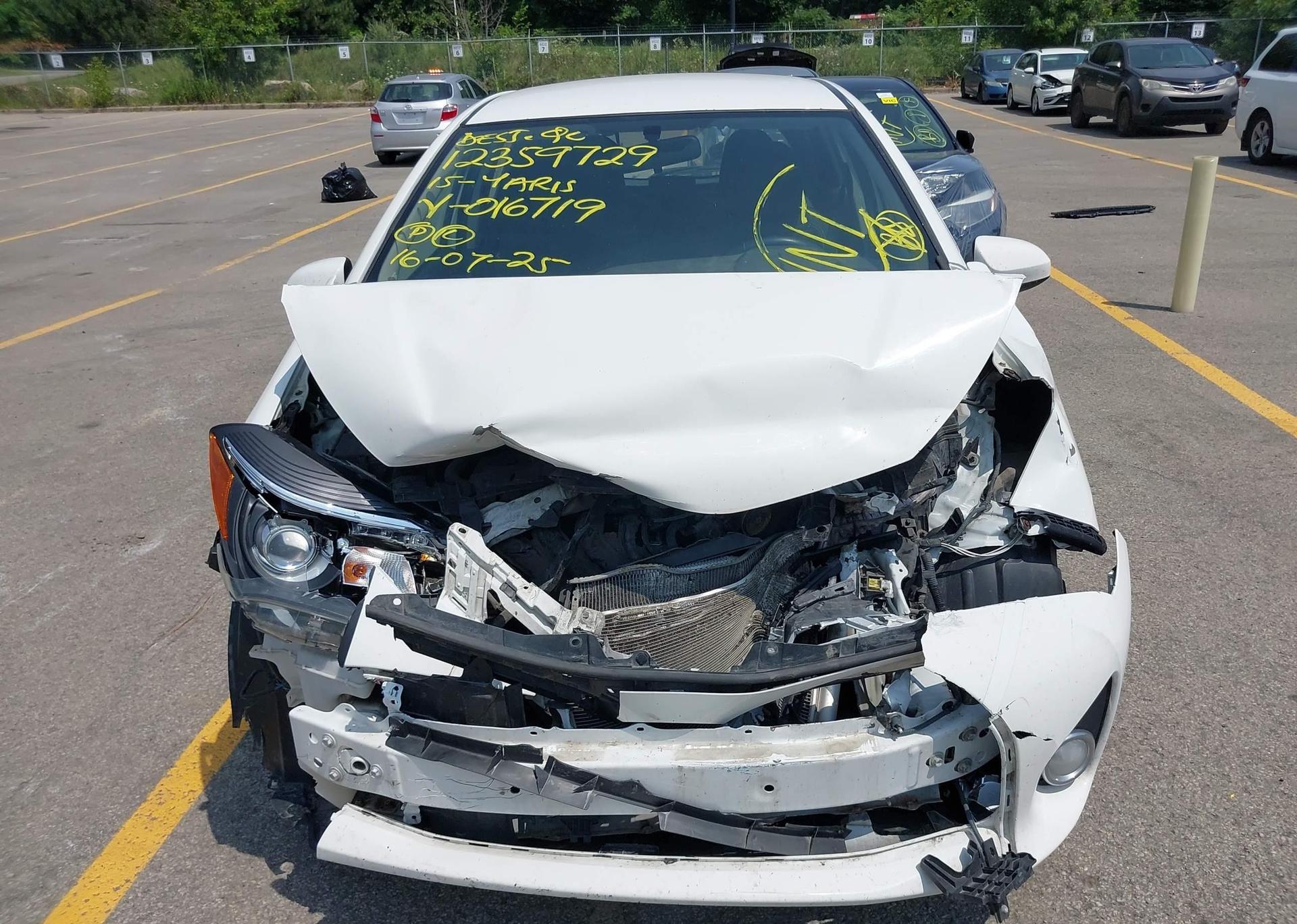 2015 TOYOTA YARIS