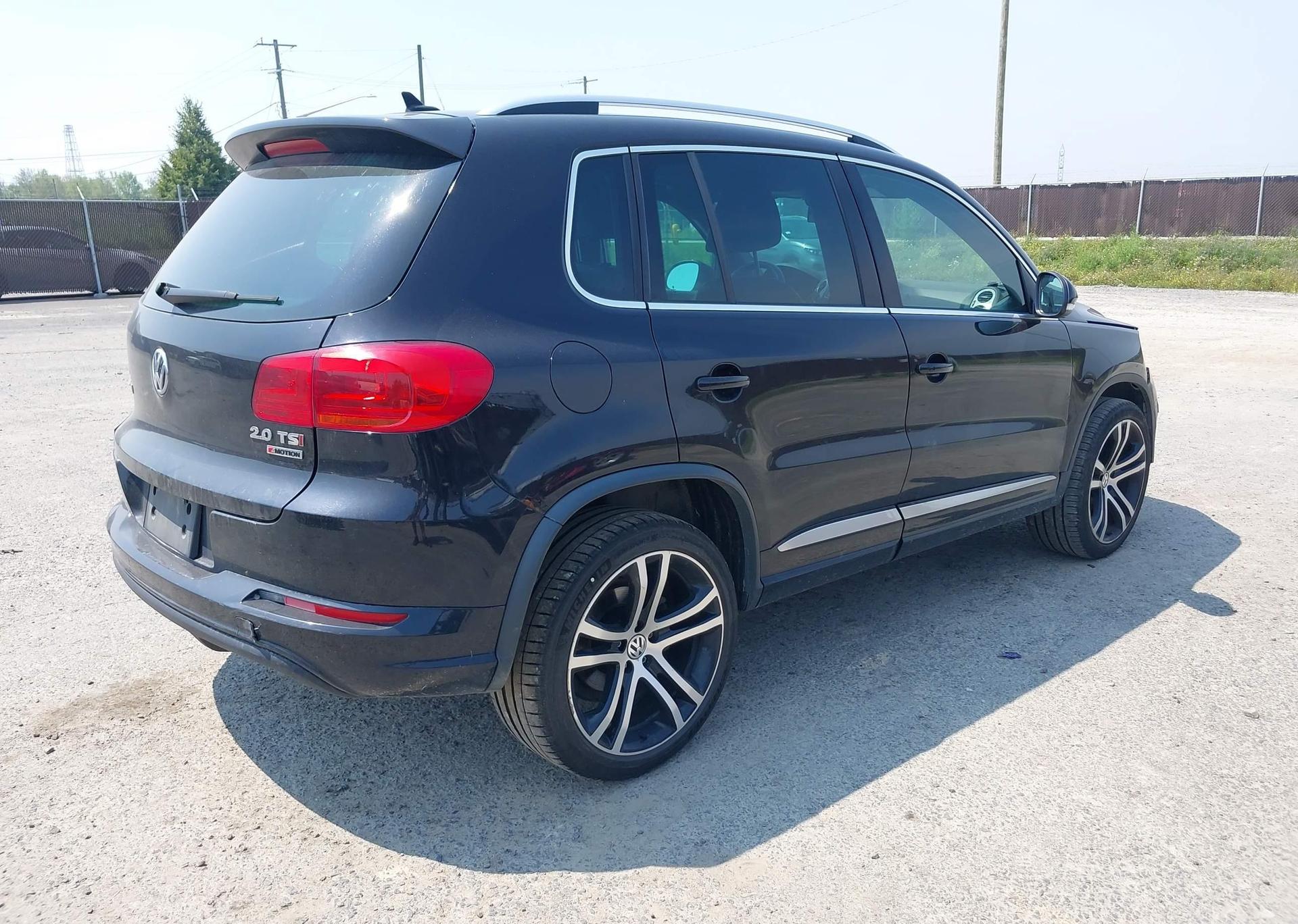 2017 VOLKSWAGEN TIGUAN HIGHLINE