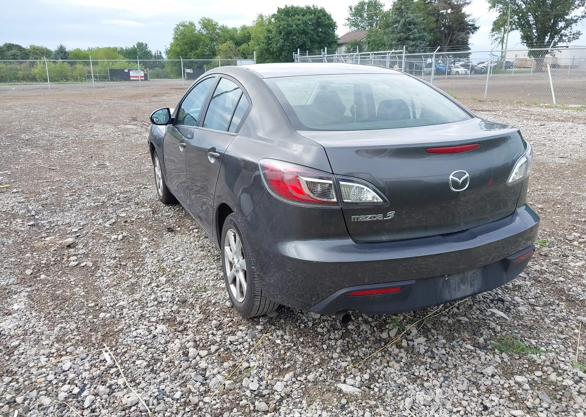 2011 MAZDA MAZDA3 GX