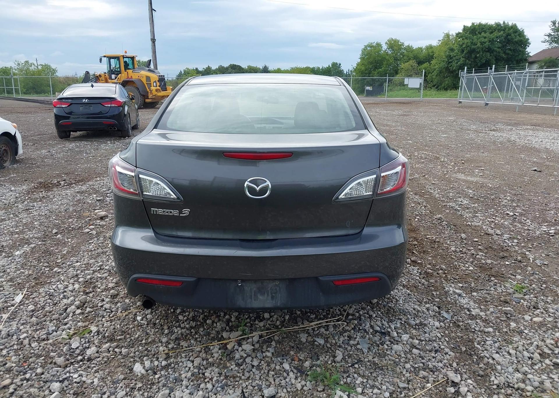2011 MAZDA MAZDA3 GX