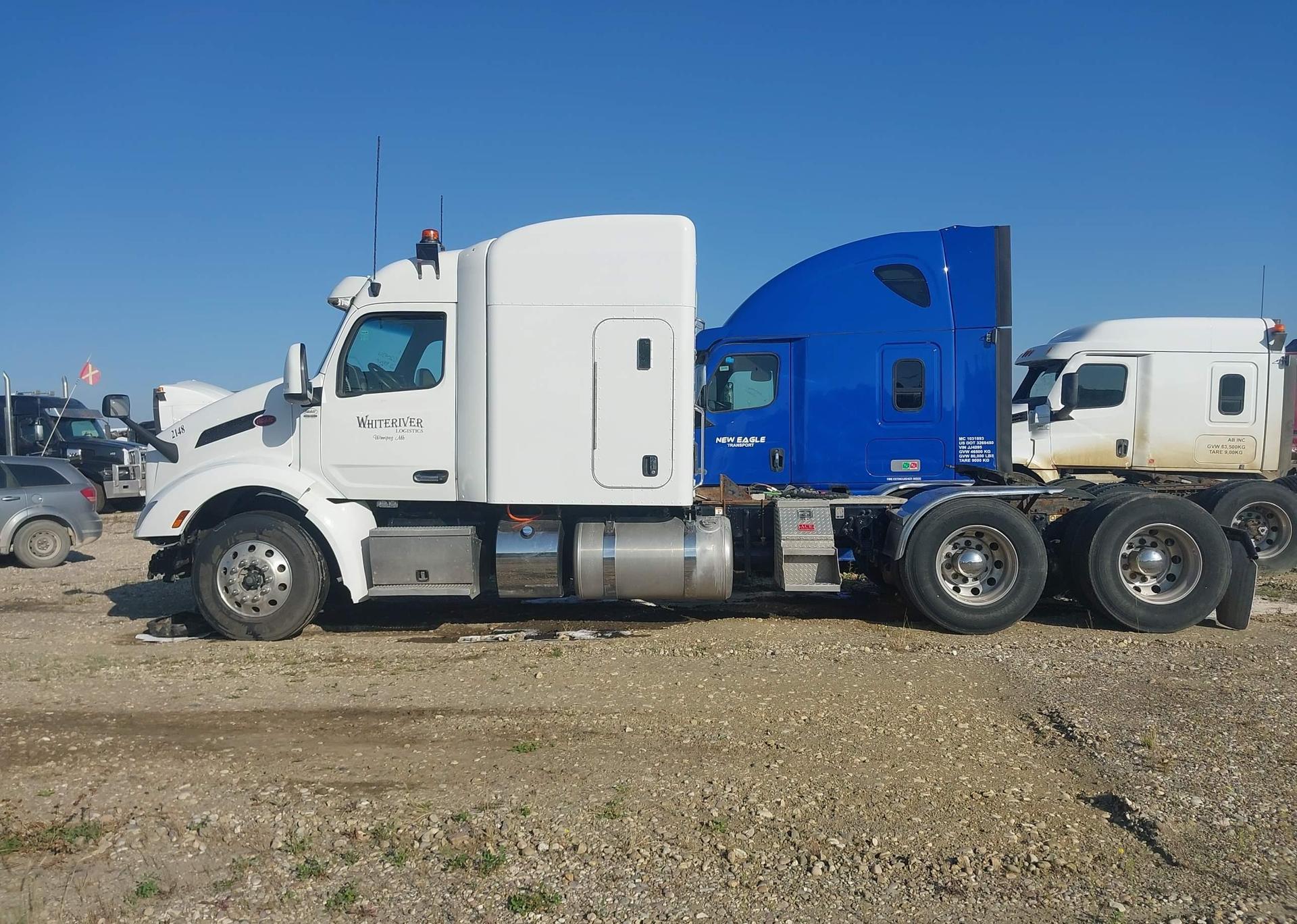 2023 PETERBILT 579