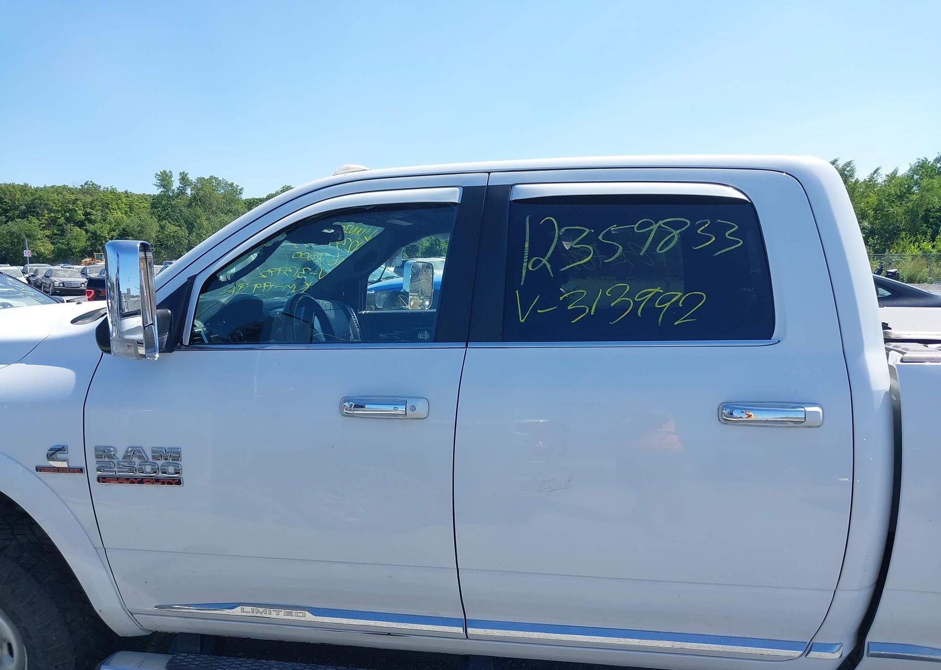 2016 RAM 2500 LONGHORN