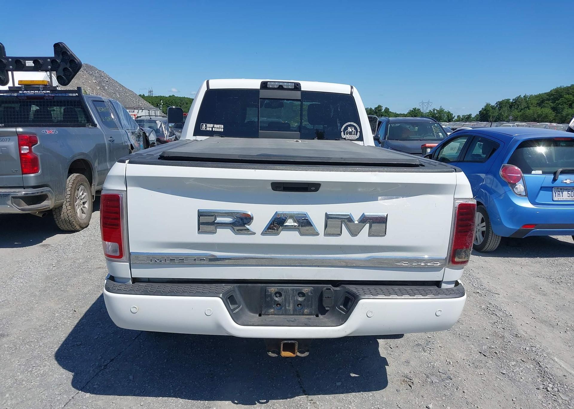 2016 RAM 2500 LONGHORN