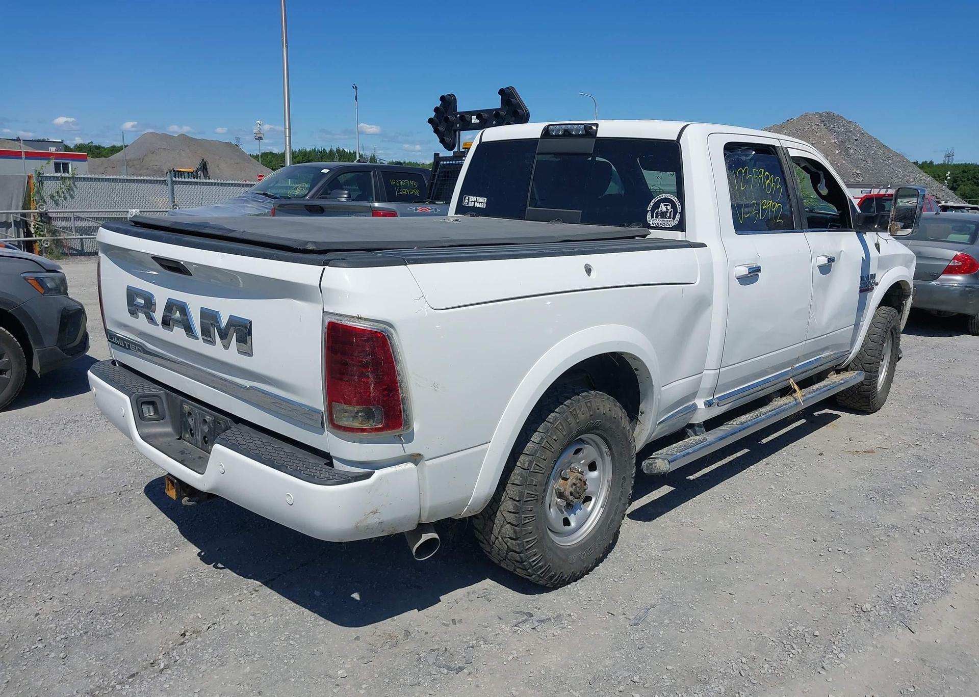2016 RAM 2500 LONGHORN