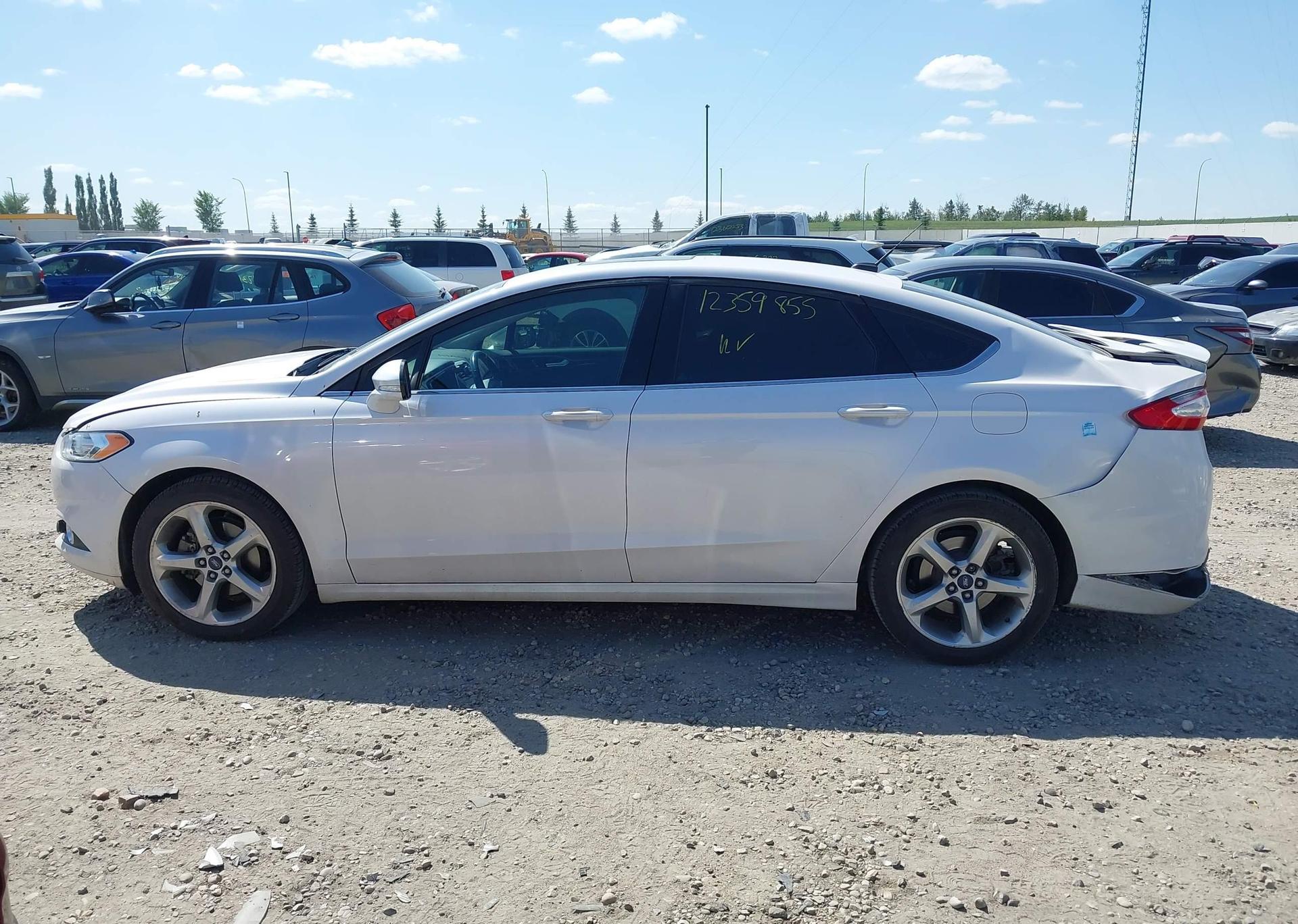 2013 FORD FUSION SE