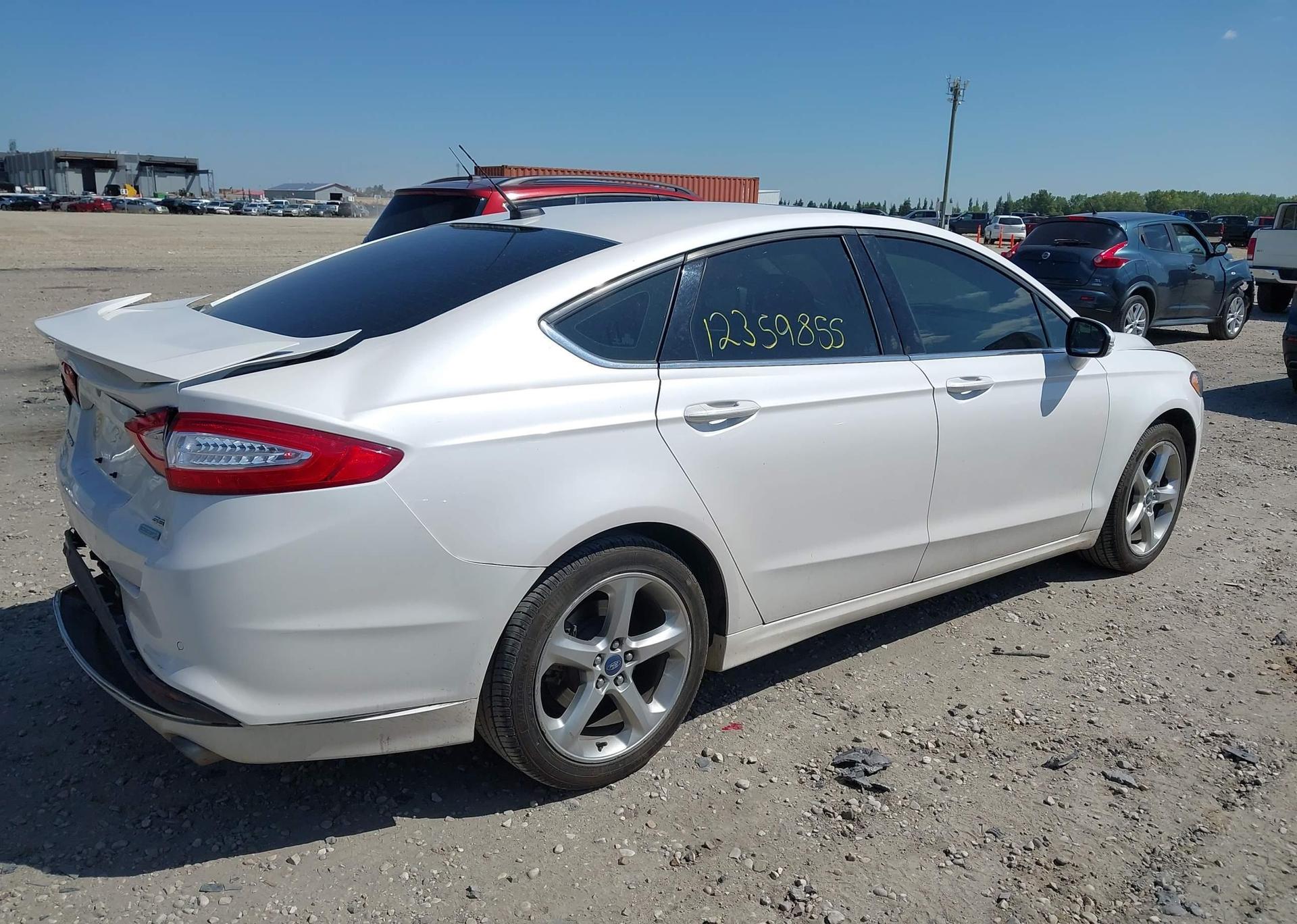 2013 FORD FUSION SE
