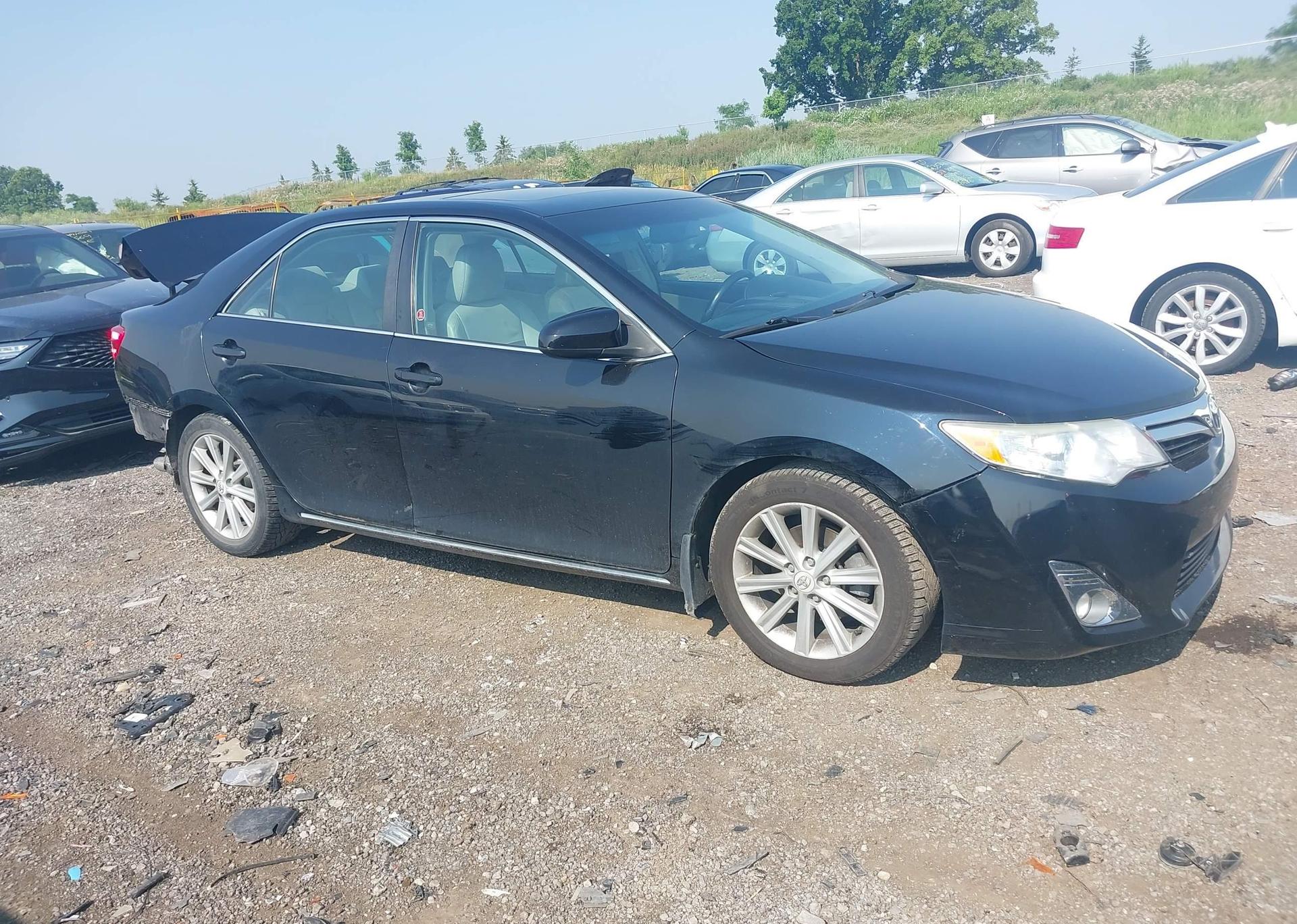 2012 TOYOTA CAMRY XLE V6