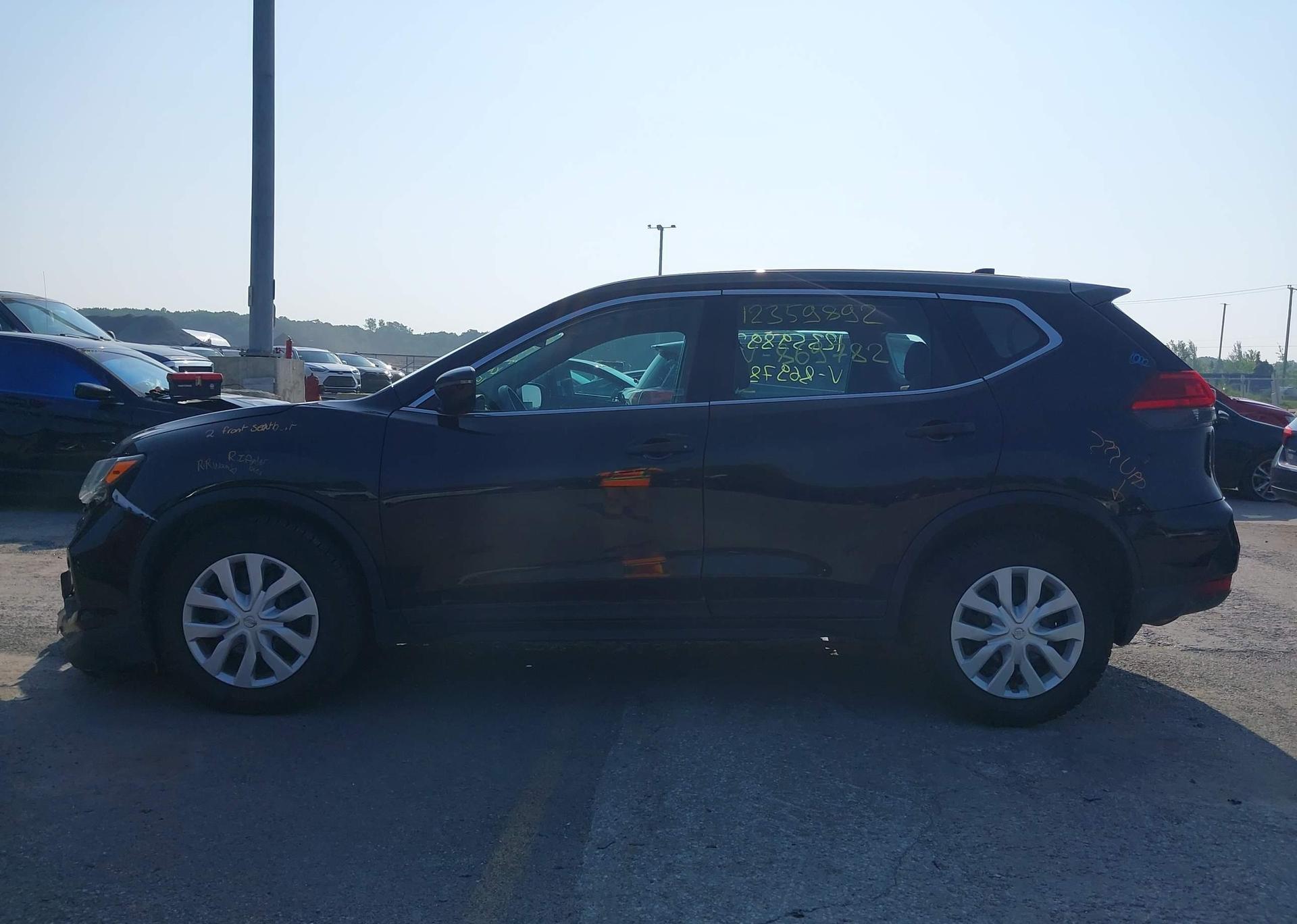 2017 NISSAN ROGUE S