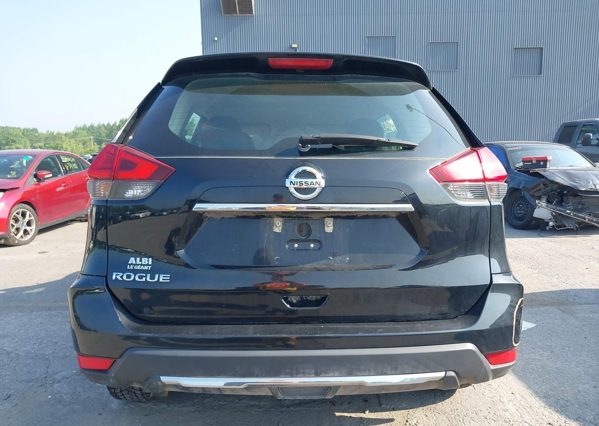 2017 NISSAN ROGUE S