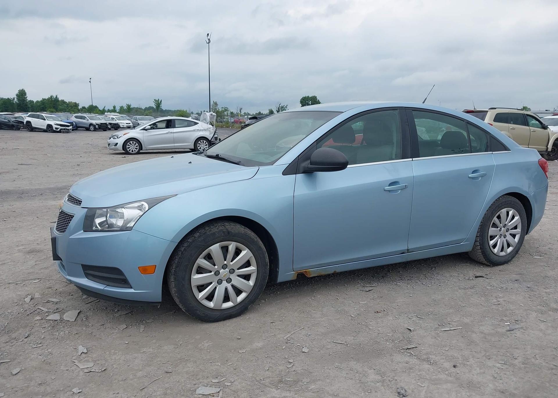 2011 CHEVROLET CRUZE LS