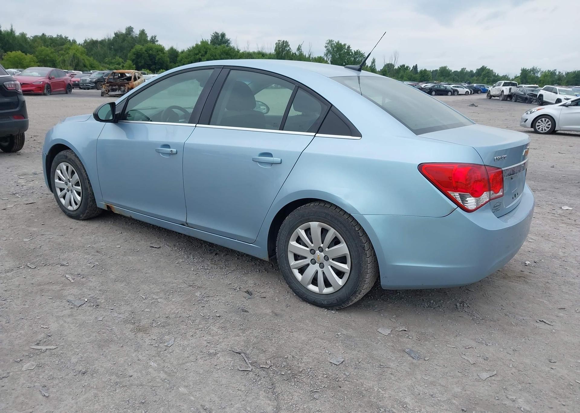 2011 CHEVROLET CRUZE LS
