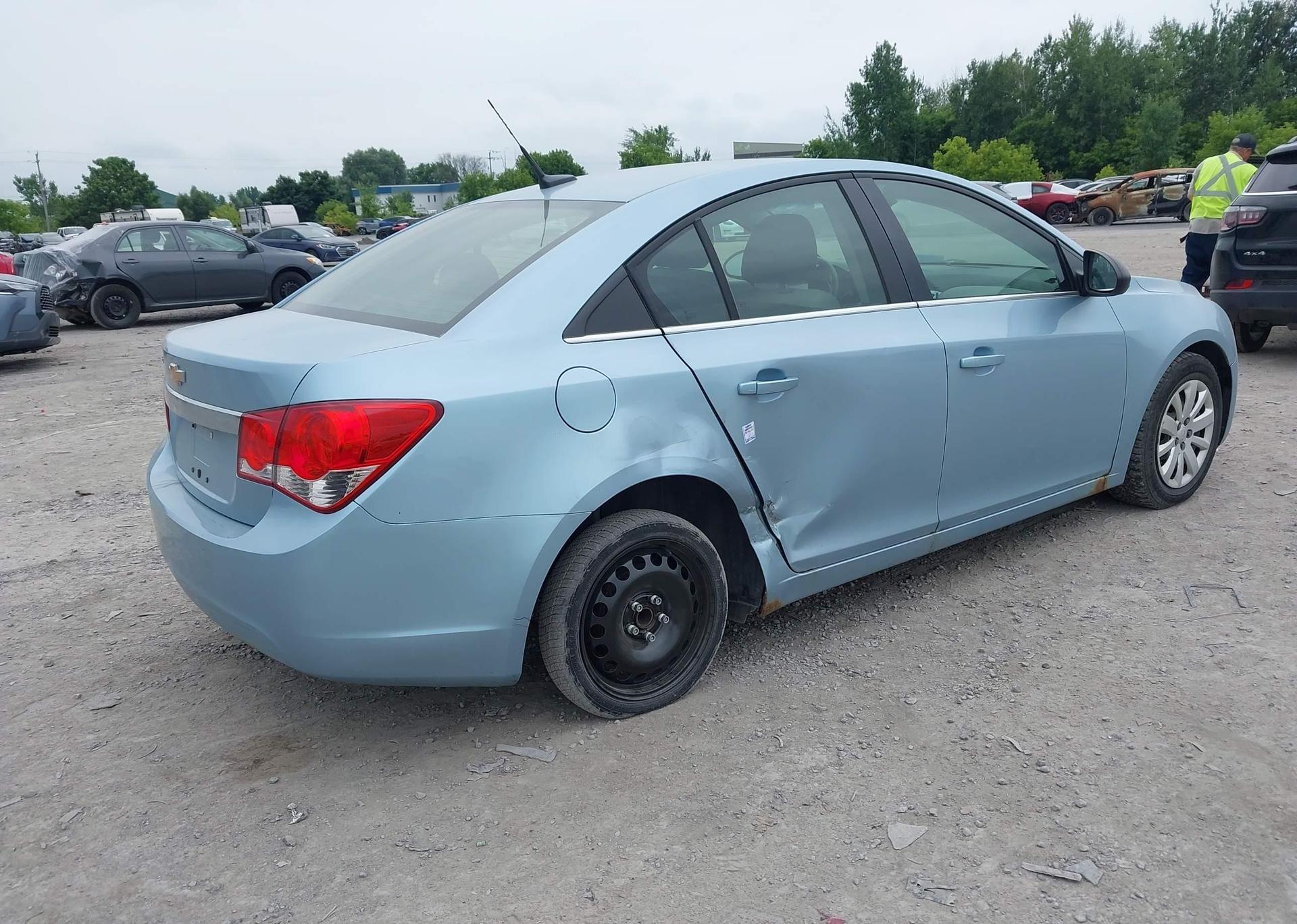 2011 CHEVROLET CRUZE LS