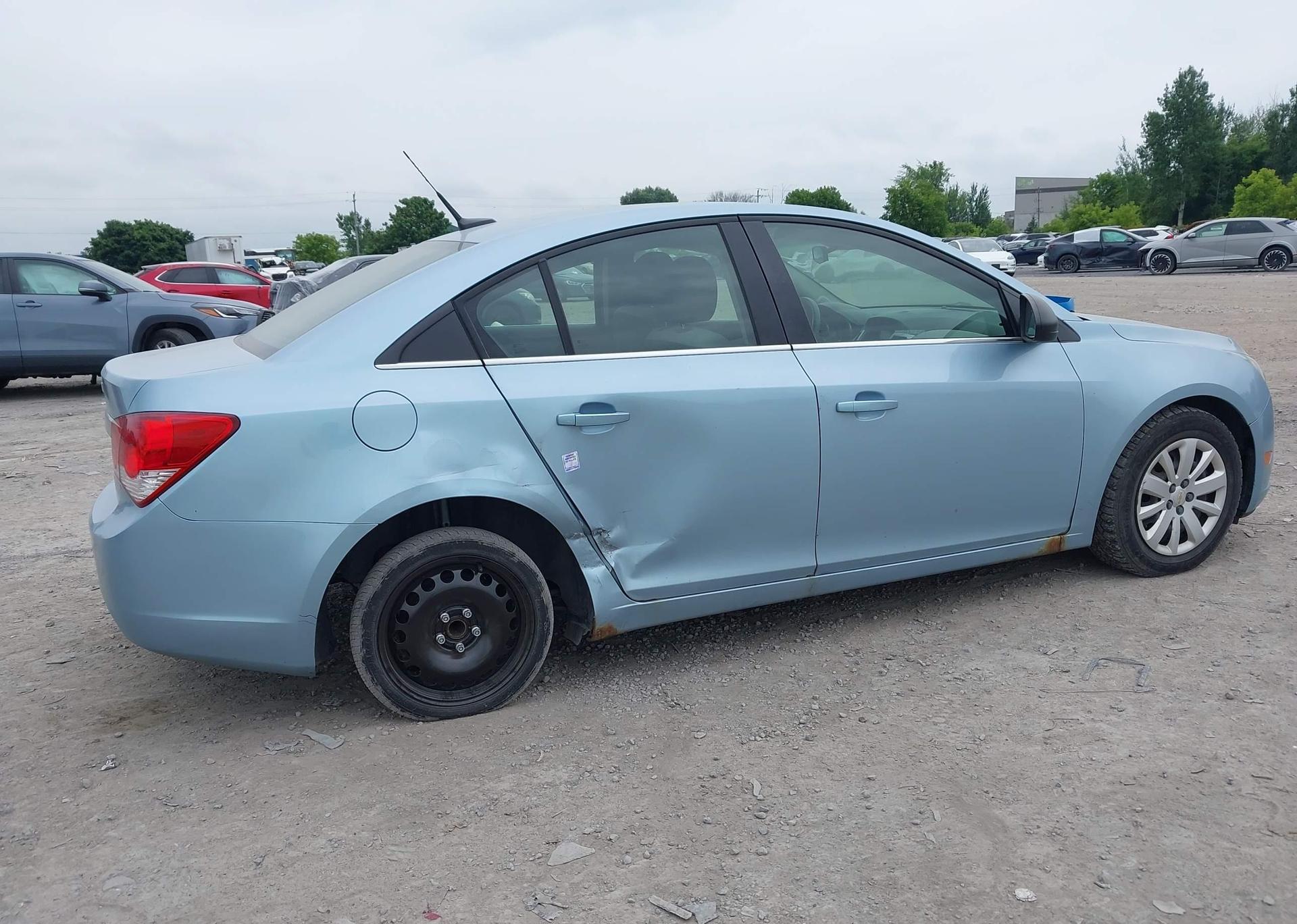 2011 CHEVROLET CRUZE LS