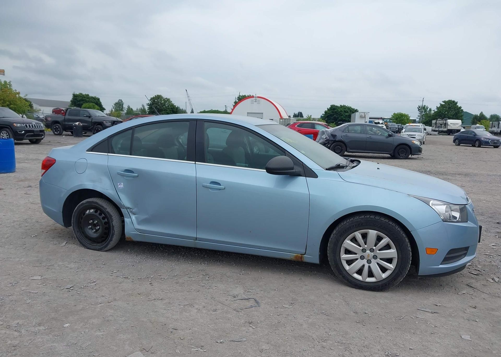 2011 CHEVROLET CRUZE LS