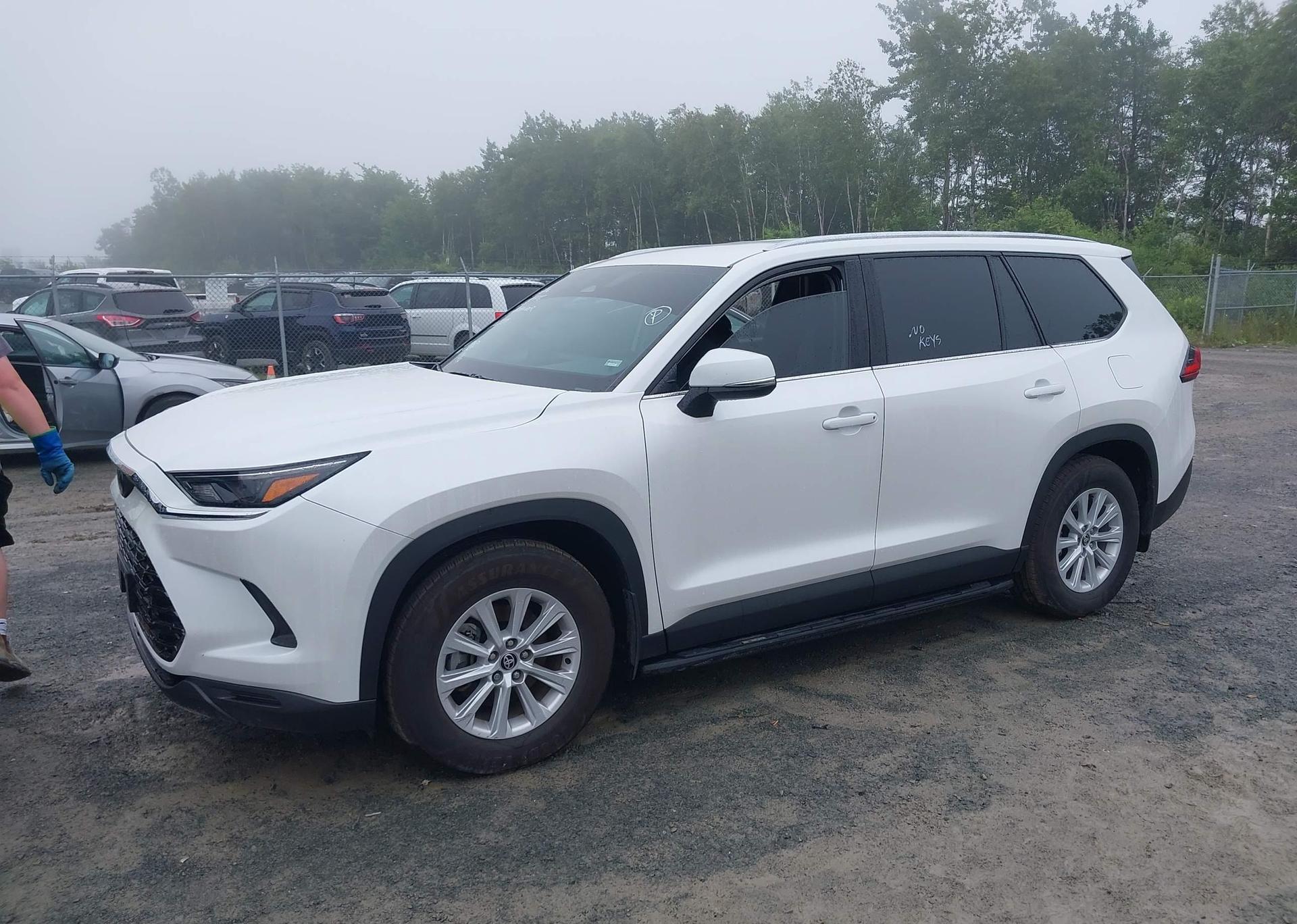 2024 TOYOTA GRAND HIGHLANDER XLE