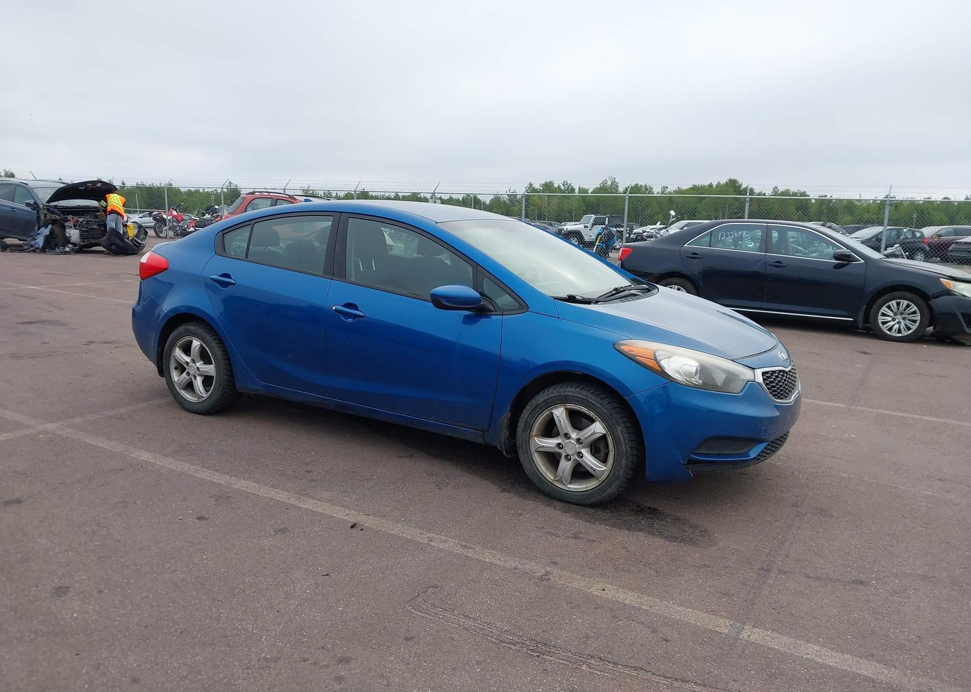 2014 KIA FORTE LX