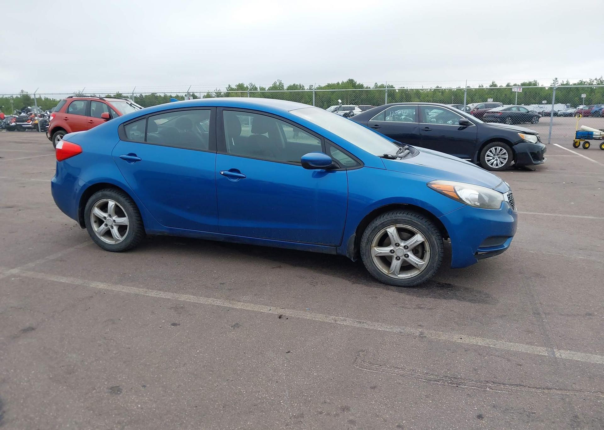 2014 KIA FORTE LX