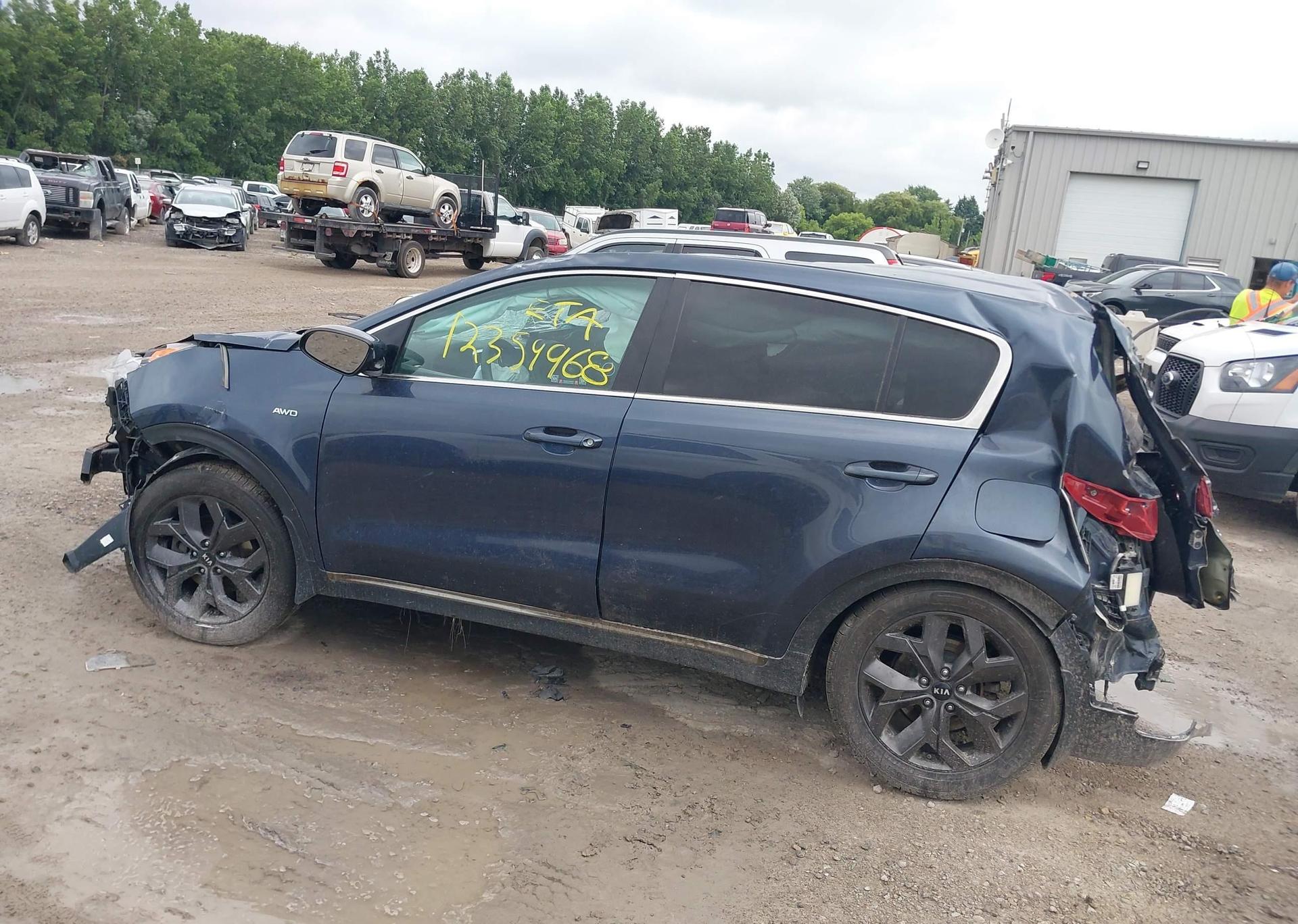 2021 KIA SPORTAGE