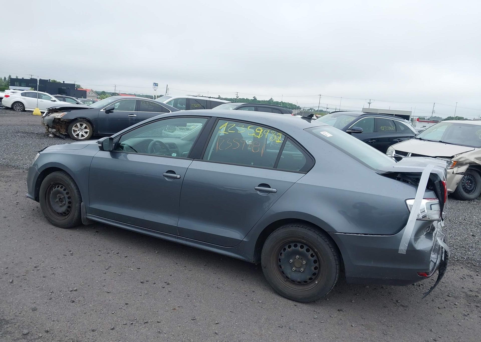 2015 VOLKSWAGEN JETTA S