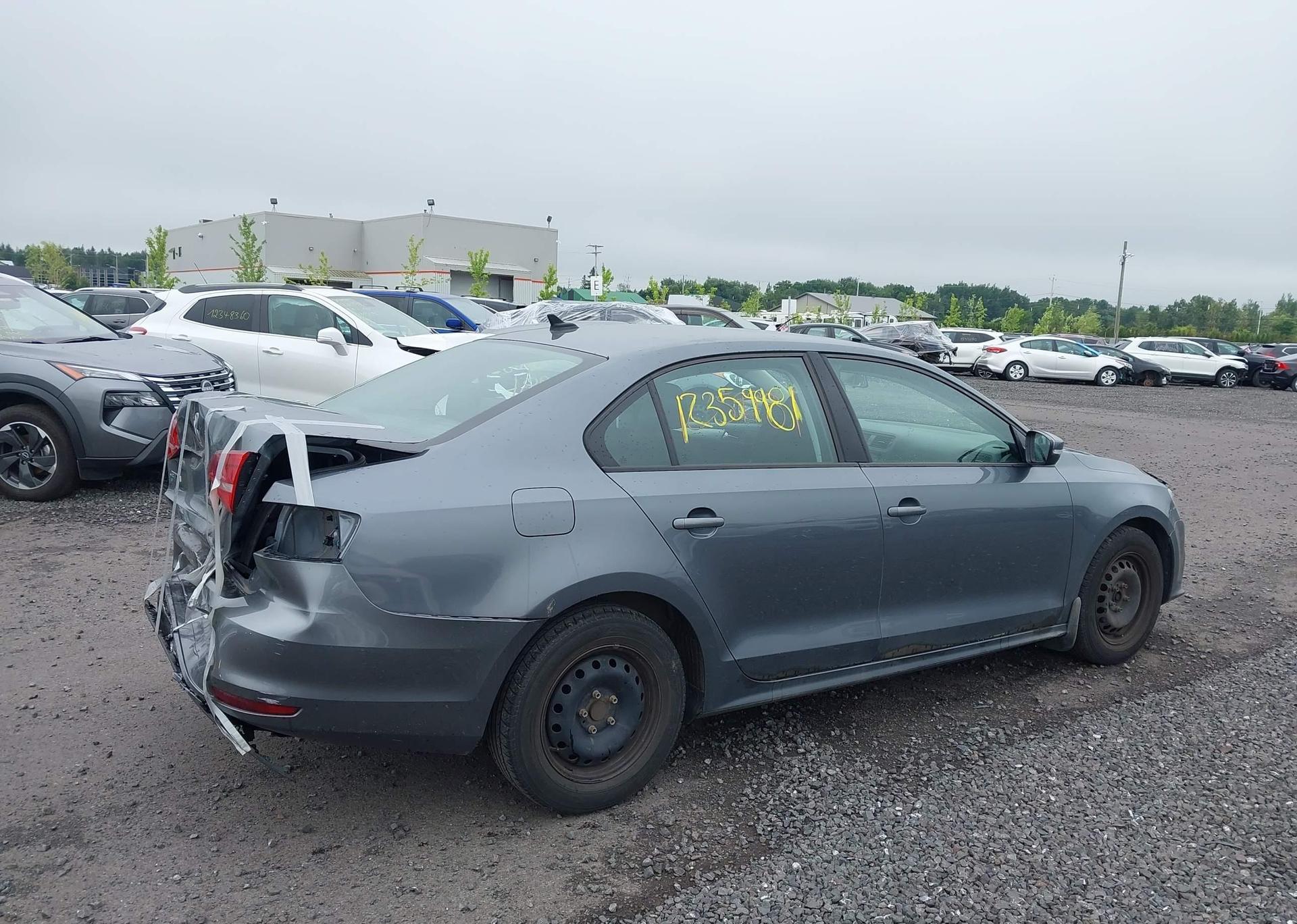 2015 VOLKSWAGEN JETTA S