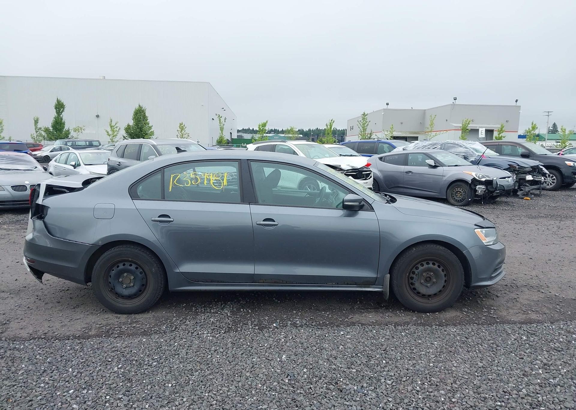 2015 VOLKSWAGEN JETTA S