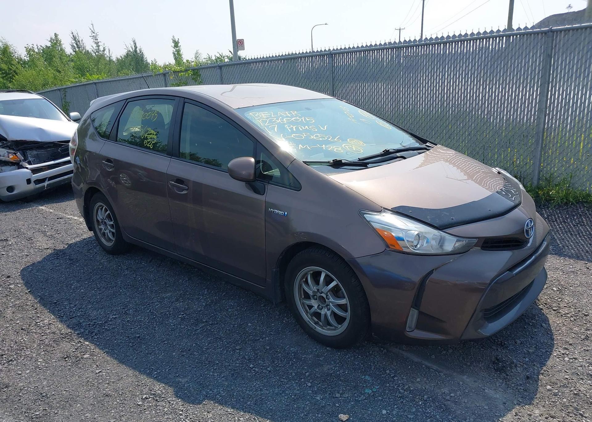 2017 TOYOTA PRIUS