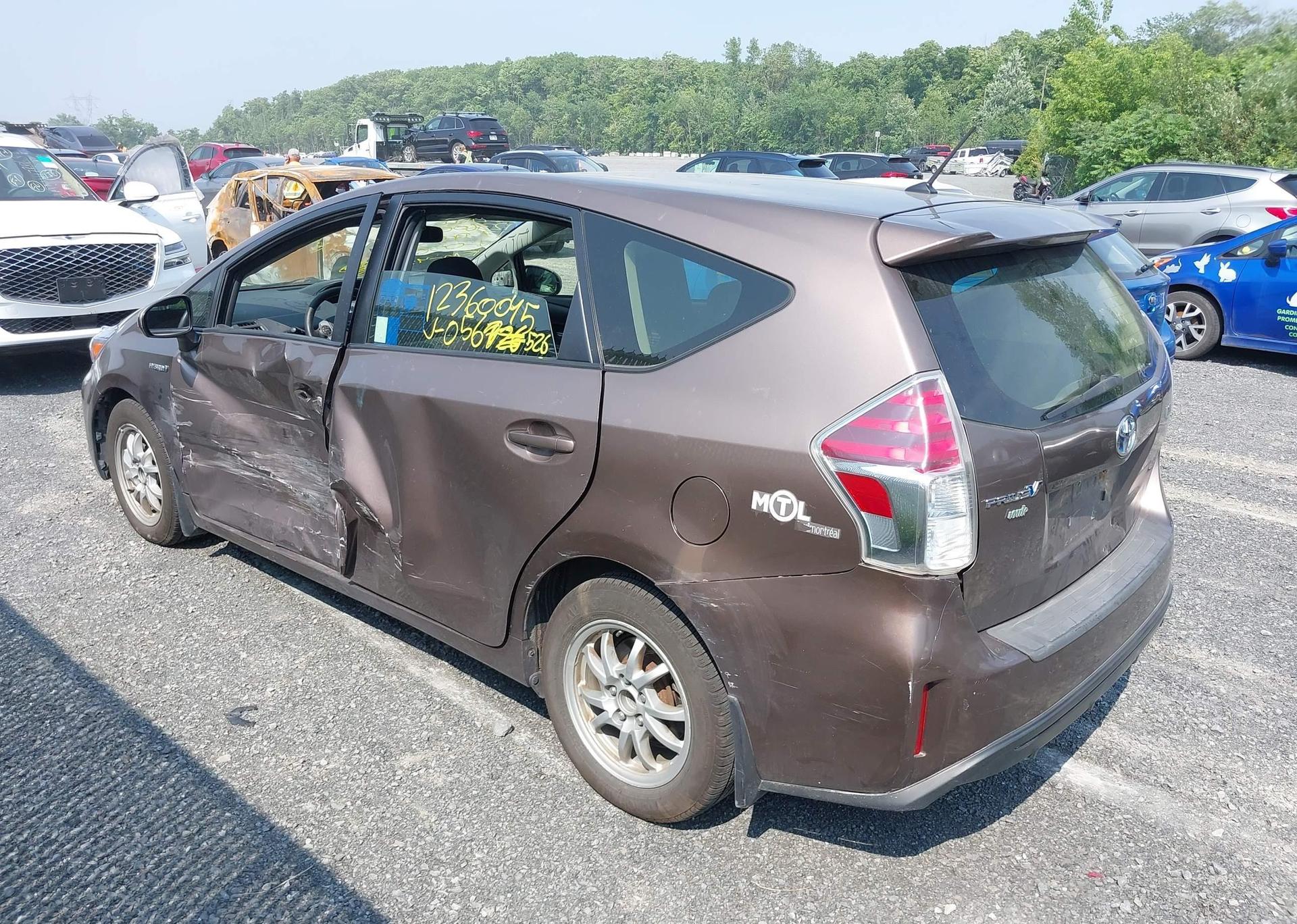 2017 TOYOTA PRIUS