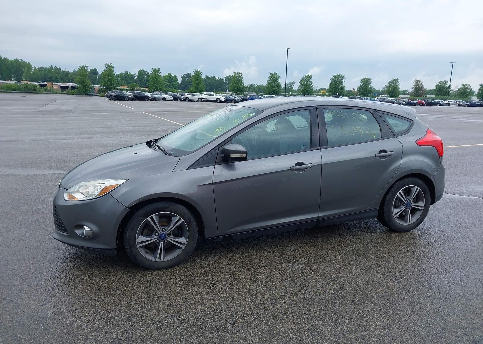 2014 FORD FOCUS SE