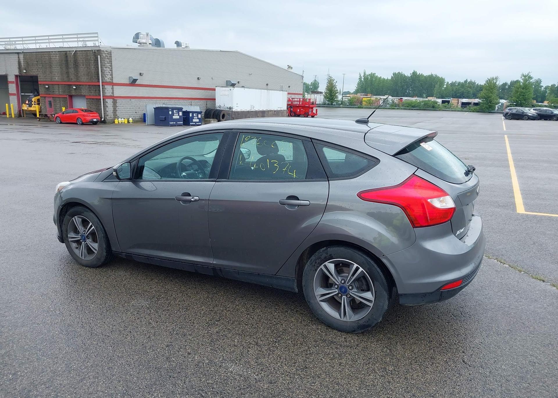 2014 FORD FOCUS SE