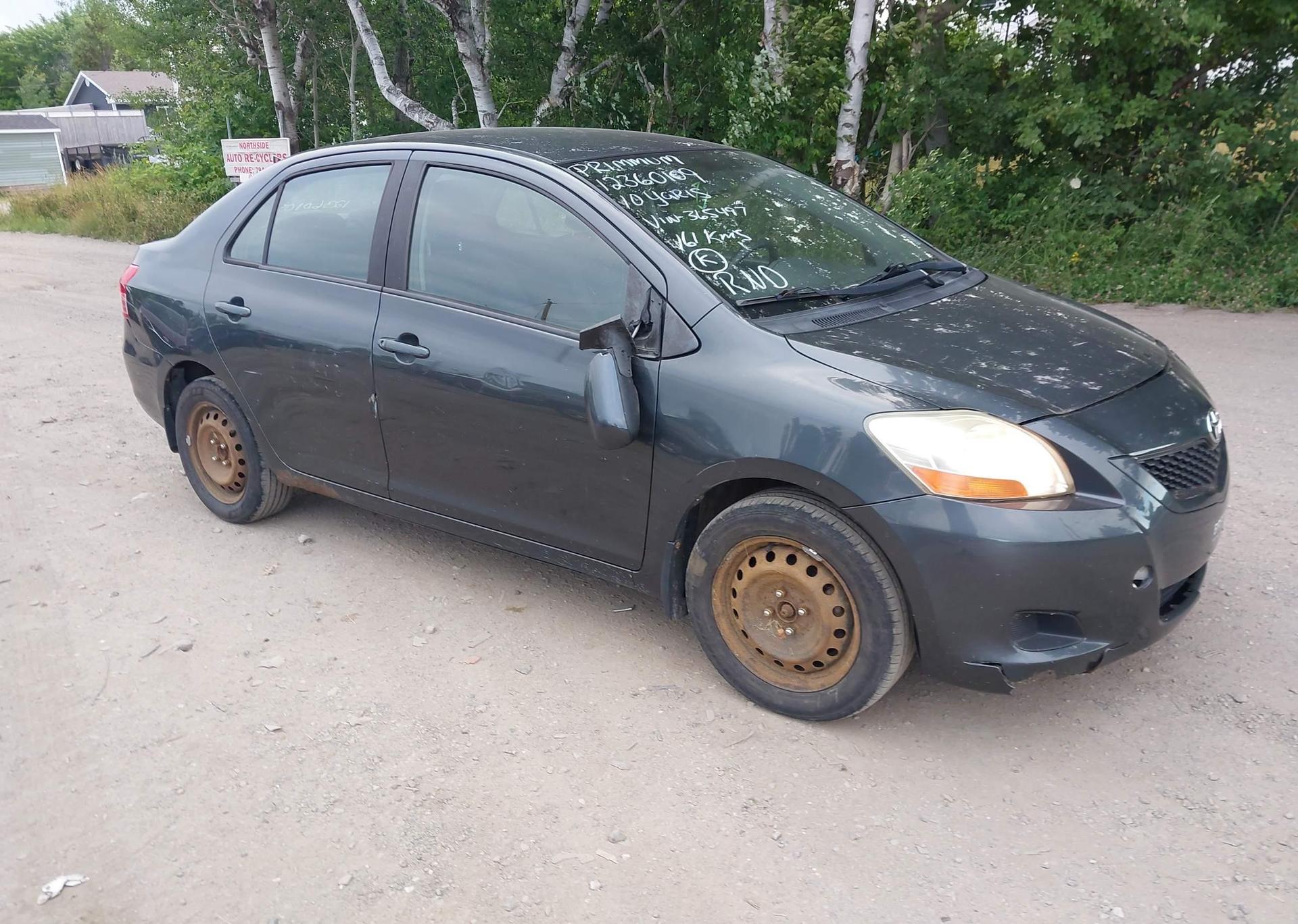 2010 TOYOTA YARIS