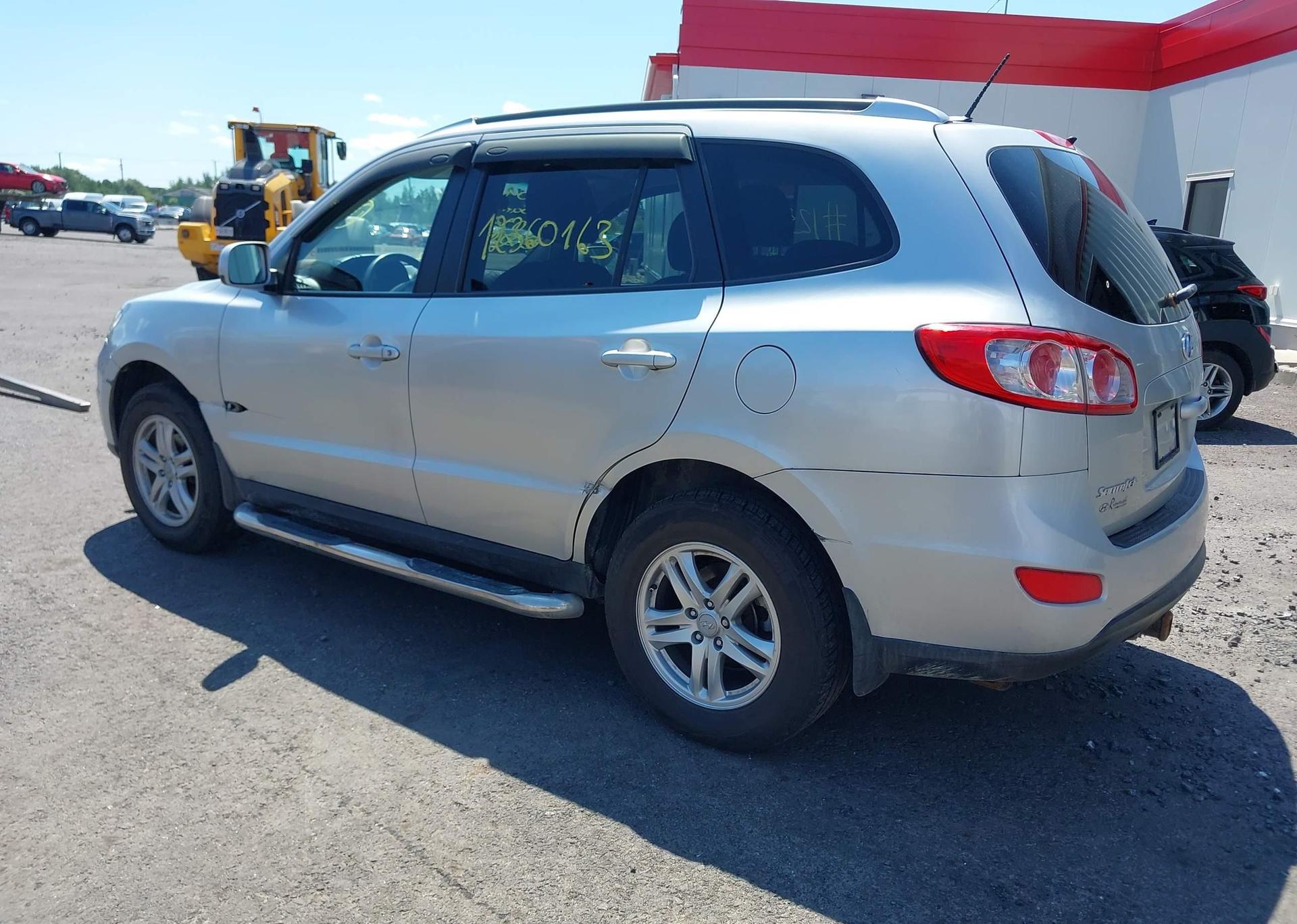 2012 HYUNDAI SANTA FE GLS