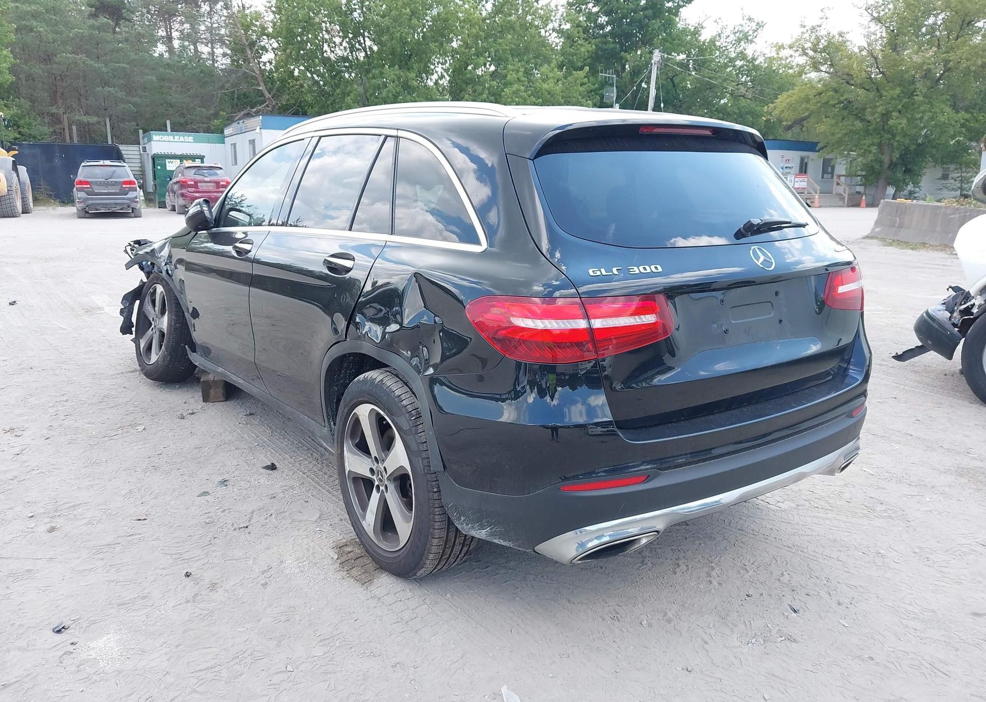 2018 MERCEDES-BENZ GLC 300 4MATIC