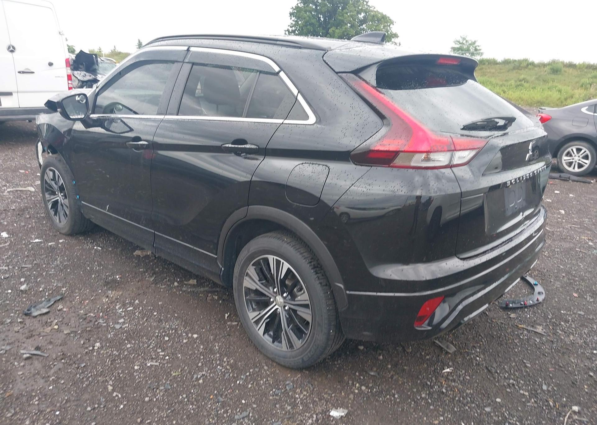 2022 MITSUBISHI ECLIPSE CROSS LE