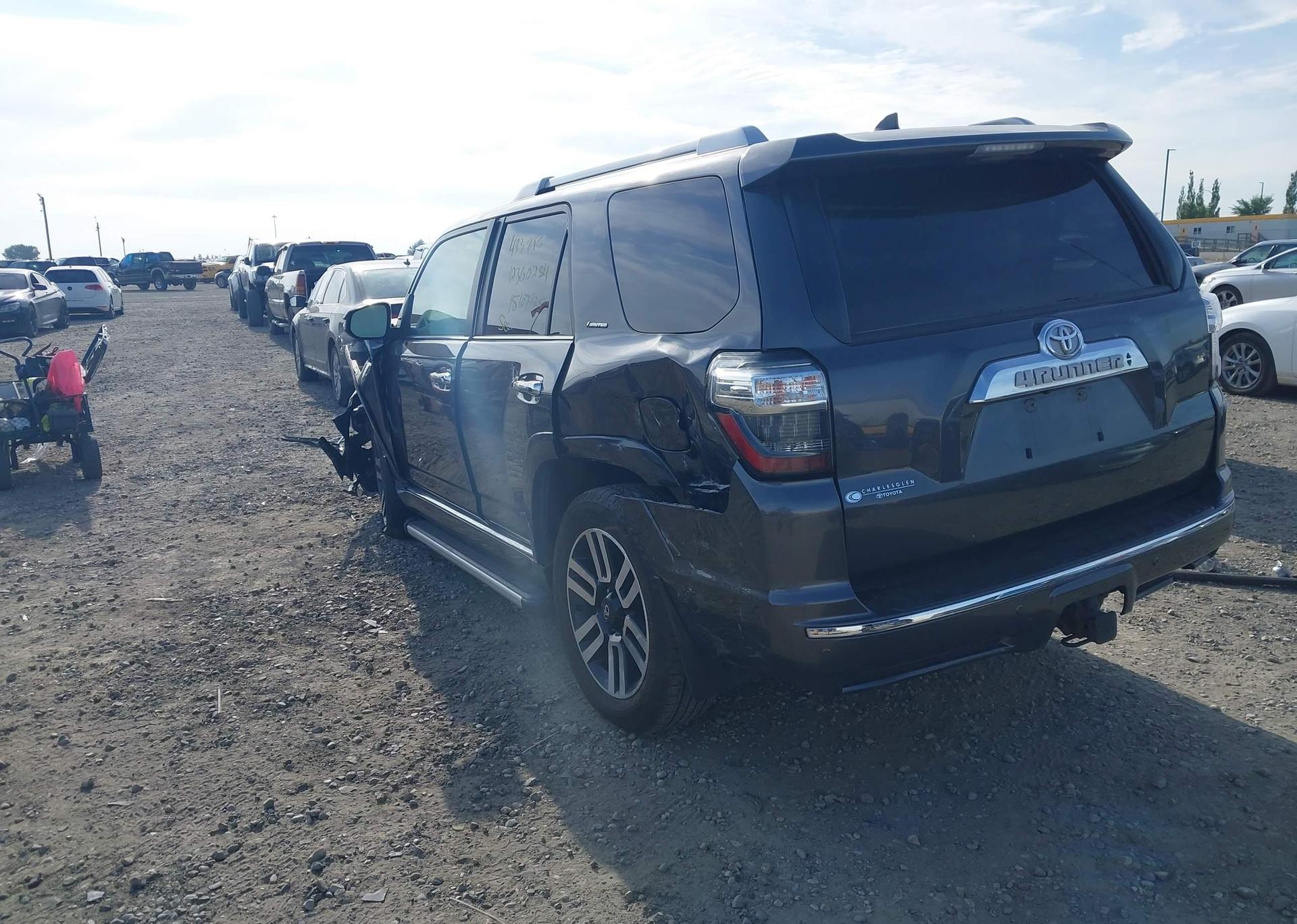 2018 TOYOTA 4RUNNER SR5